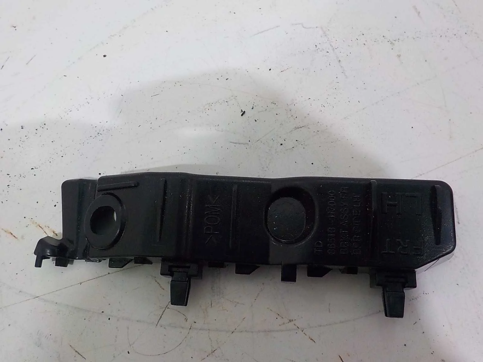 кронштейн бампера Kia Cerato II (2008—2013) Перед Лево