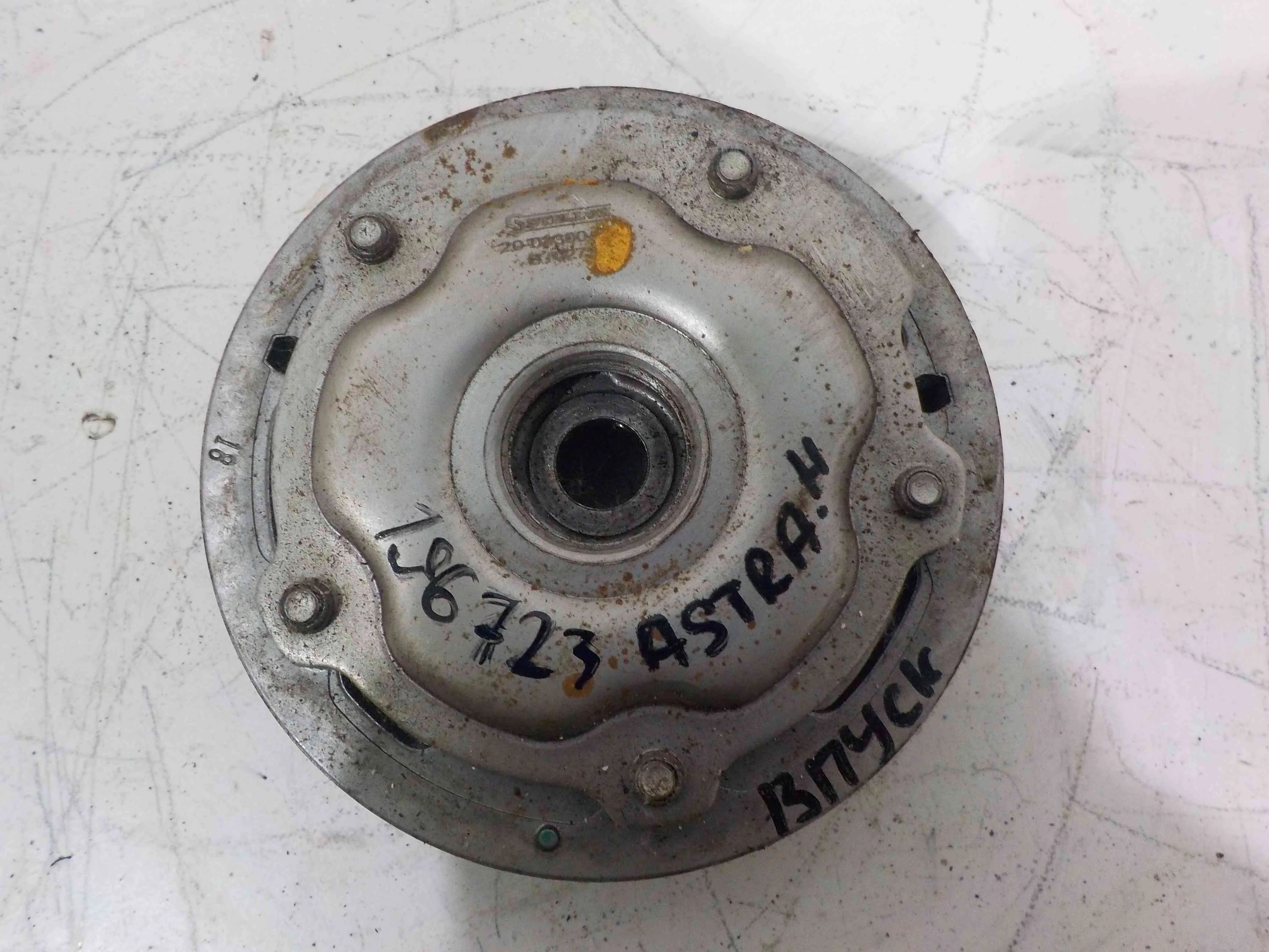 Шестерня распредвала Opel Astra H рестайлинг (2006—2014)