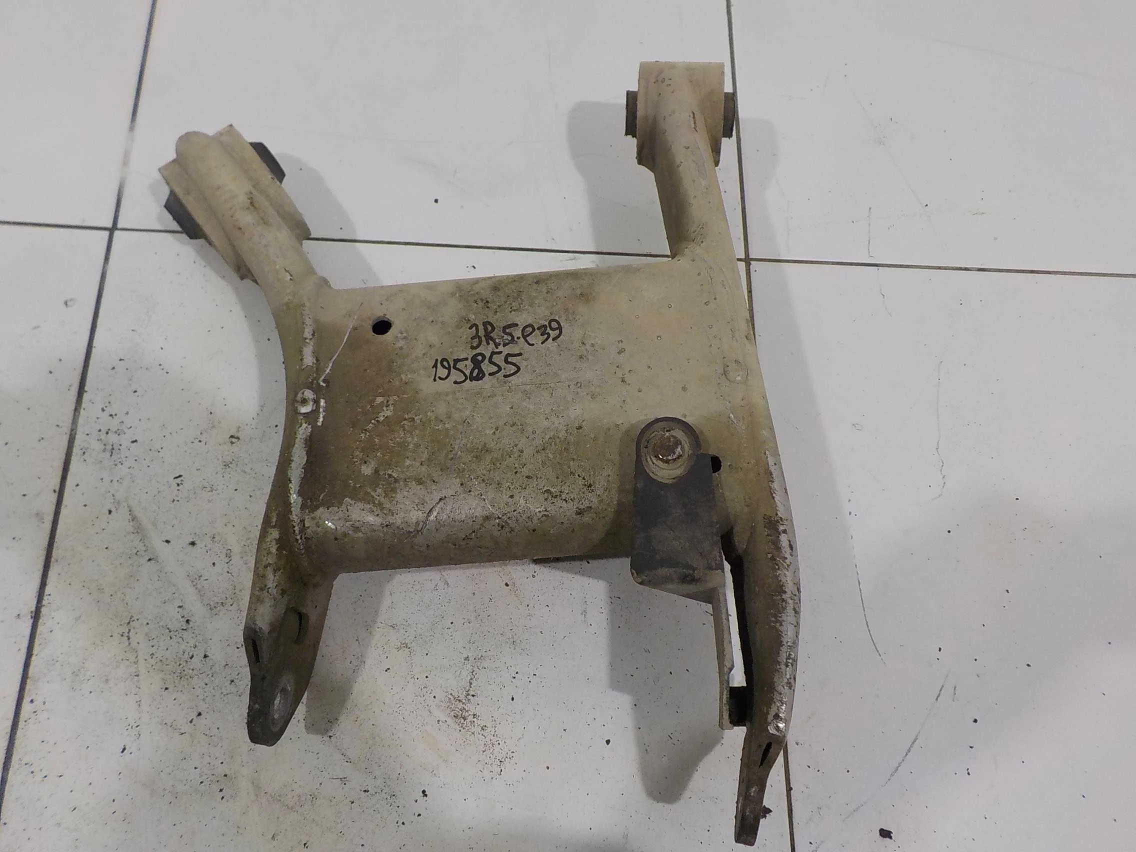 Рычаг BMW 5 серия E39 (1995—2000) Зад Право