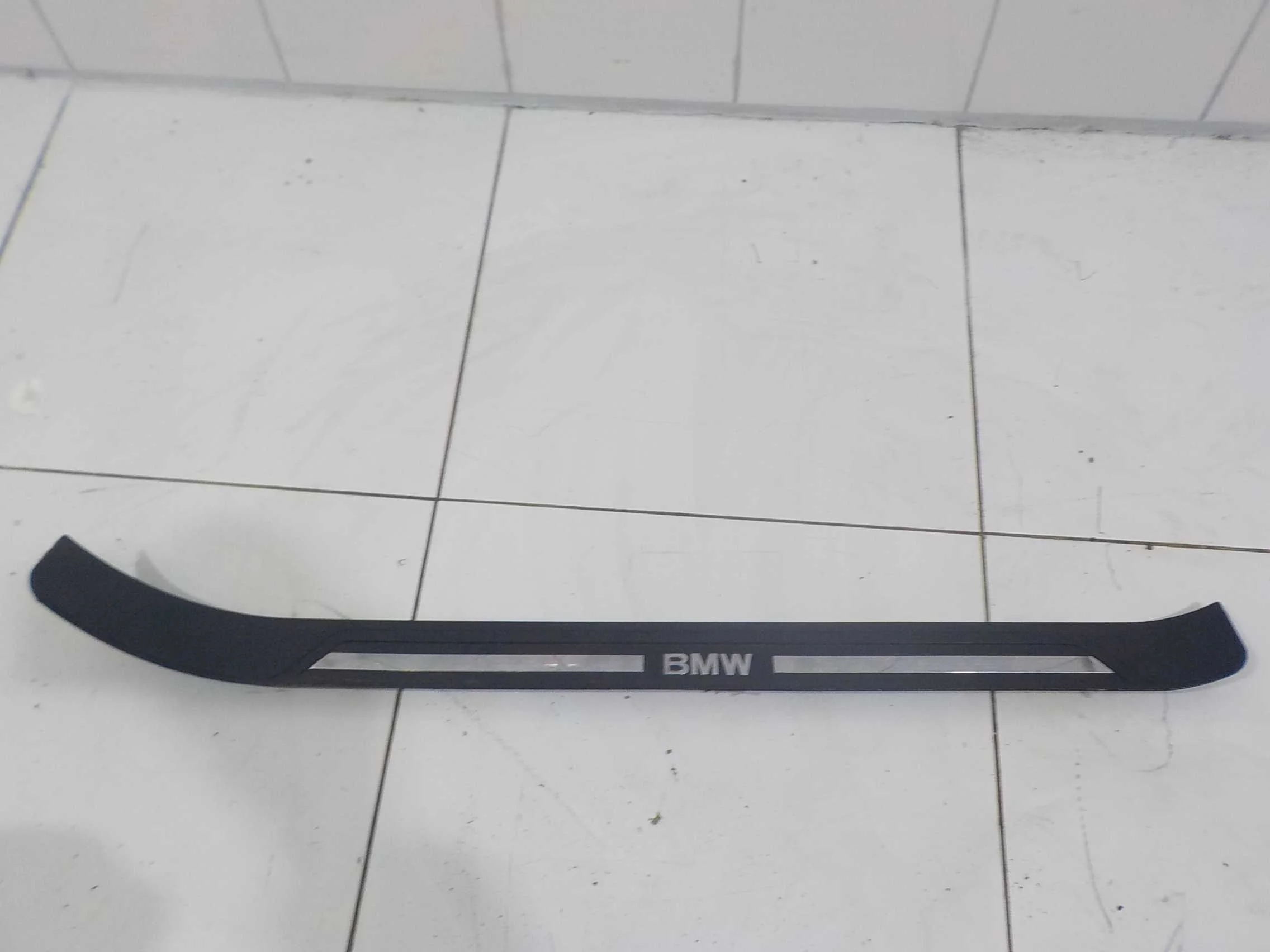 накладка на порог внутренняя BMW 5 серия E39 (1995—2000) Перед Право