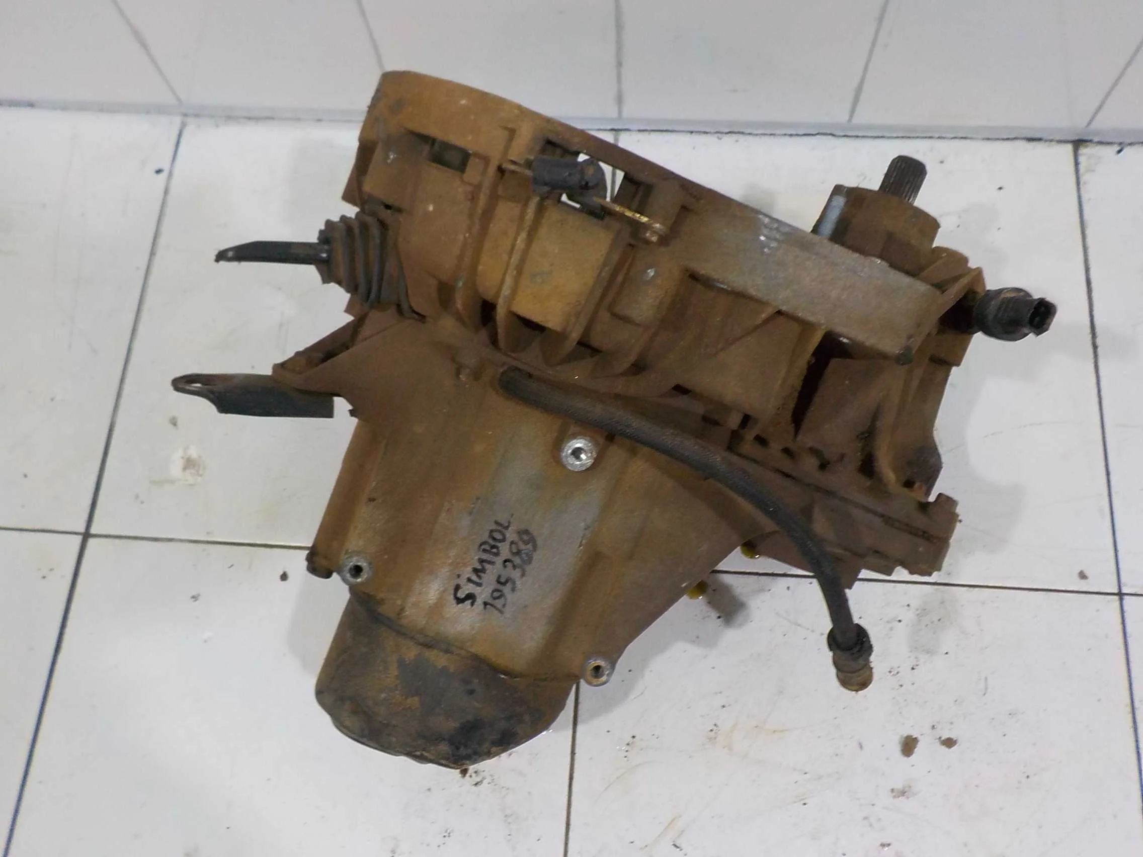 МКПП Renault Symbol I рестайлинг (2002—2006)