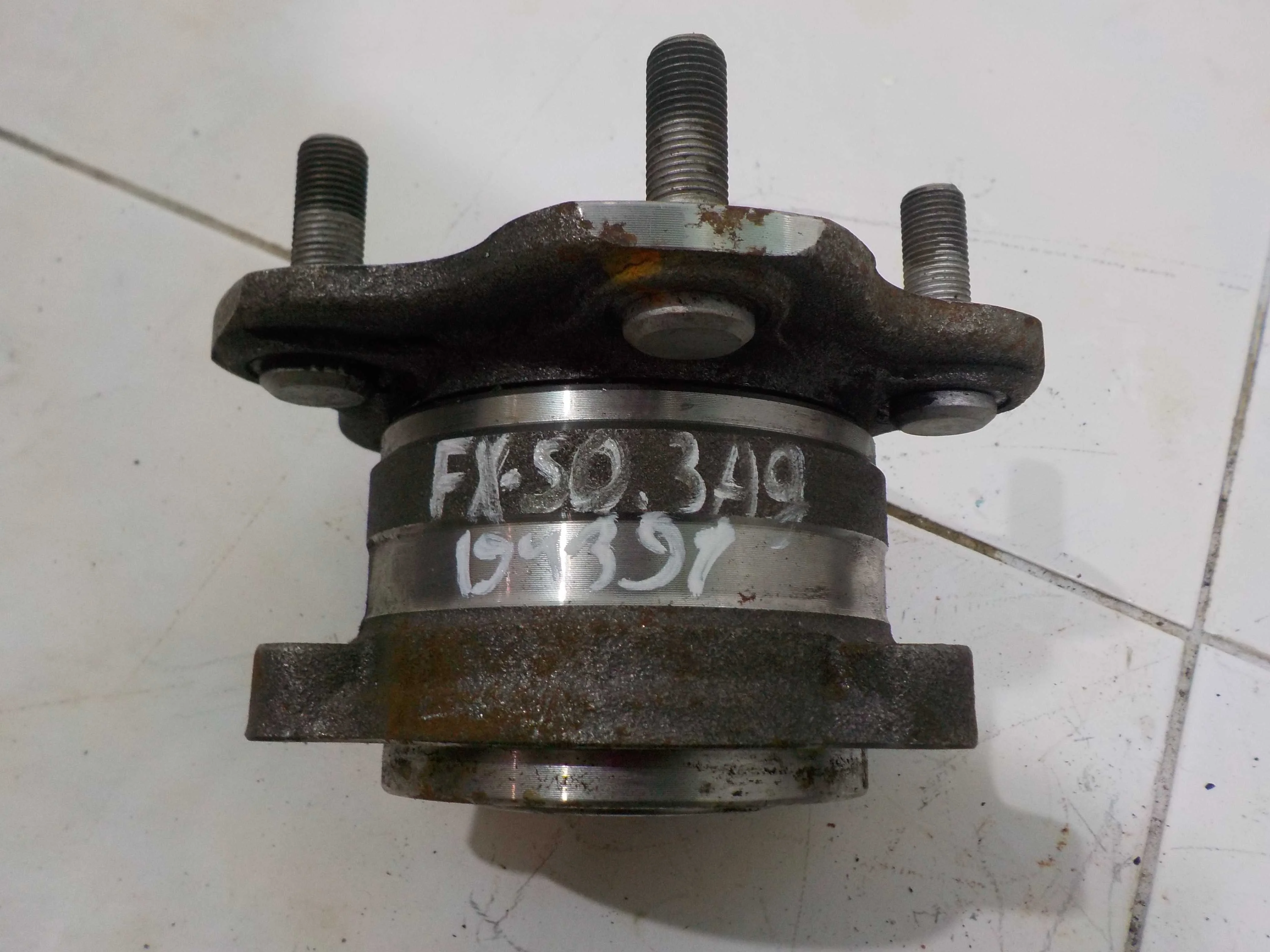 Ступица Infiniti FX35 I (2002—2006) Зад