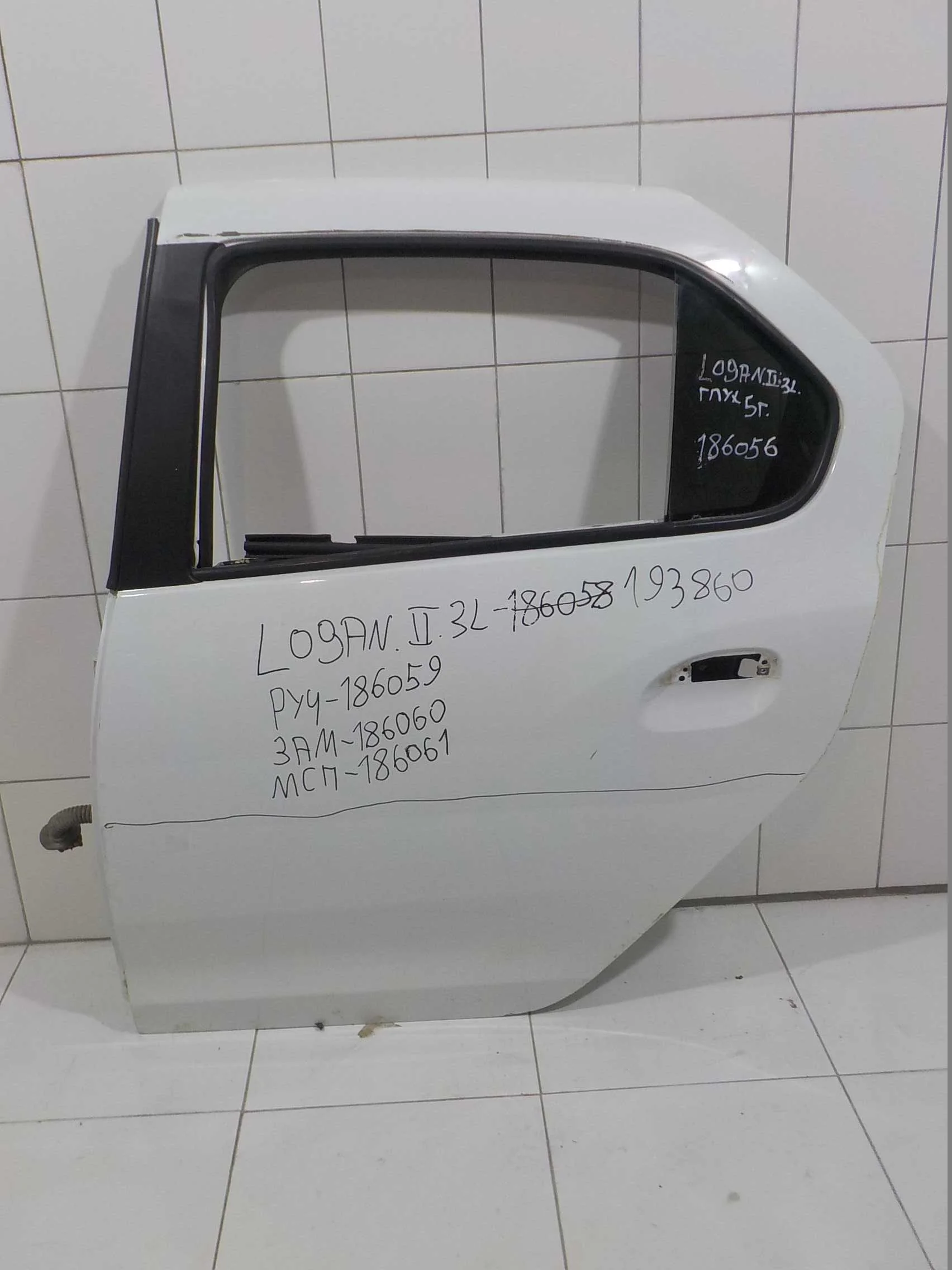 Дверь Renault Logan II (2012—2018) Зад Лево