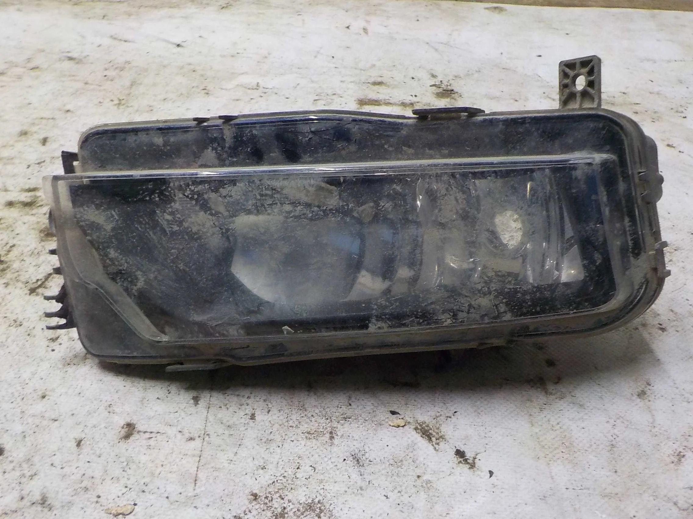 Фара Volkswagen Caddy IV (2015—2020)  Лево