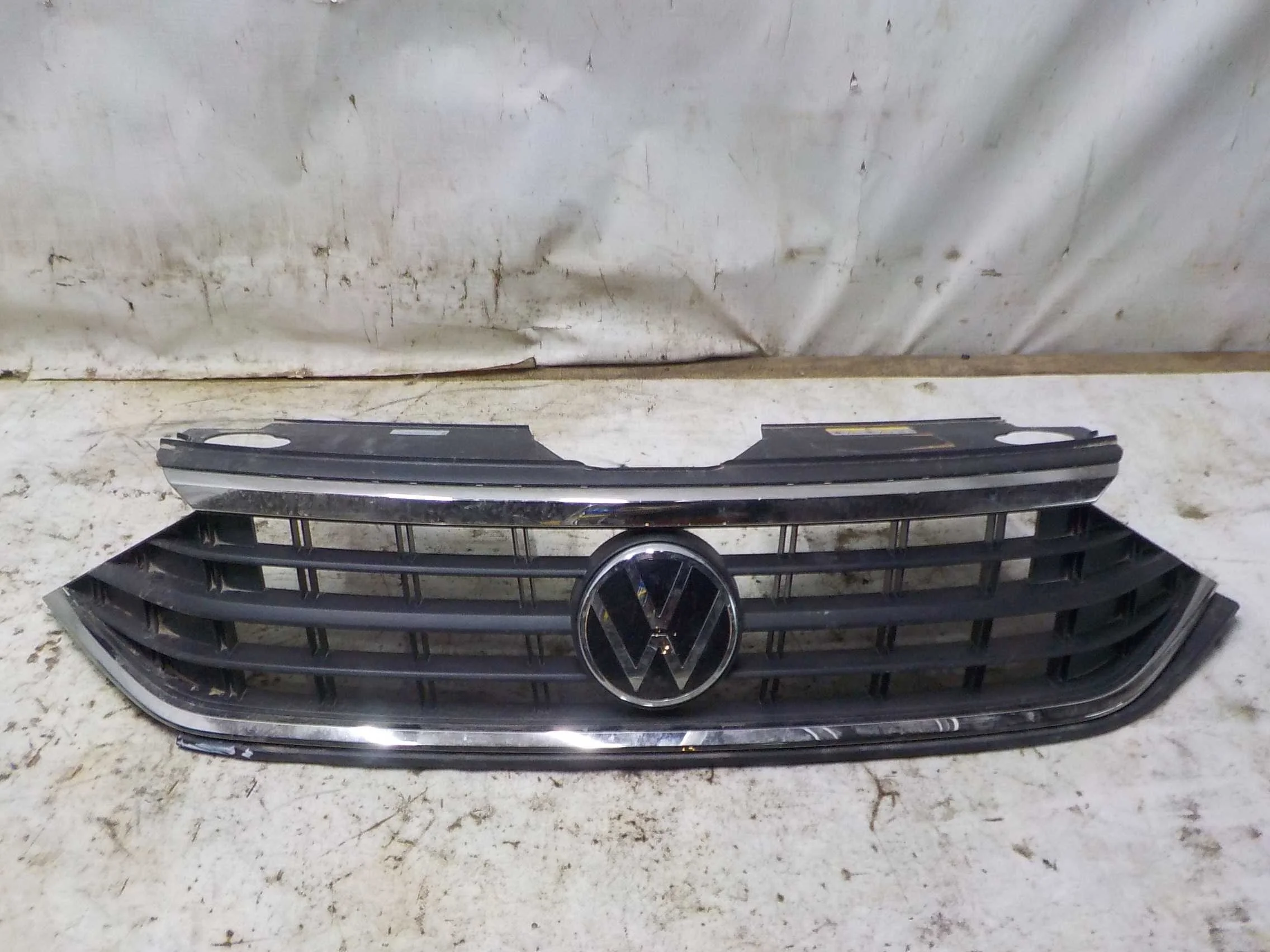 Решетка радиатора Volkswagen Polo VI (2020—2023)
