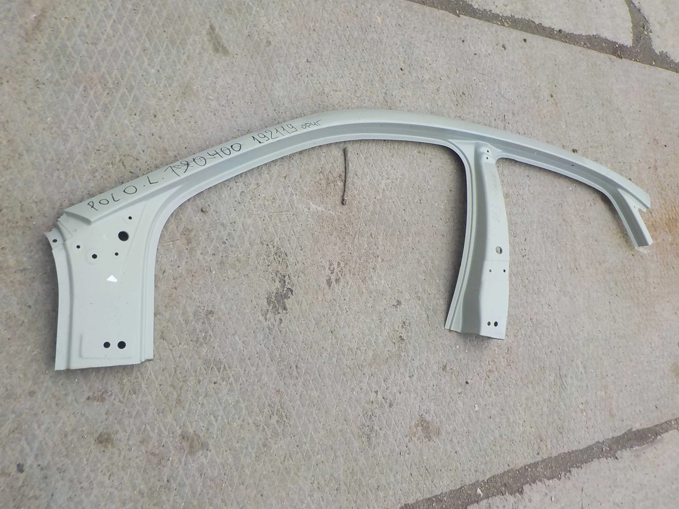 боковина кузова Volkswagen Polo V (2009—2015)  Лево