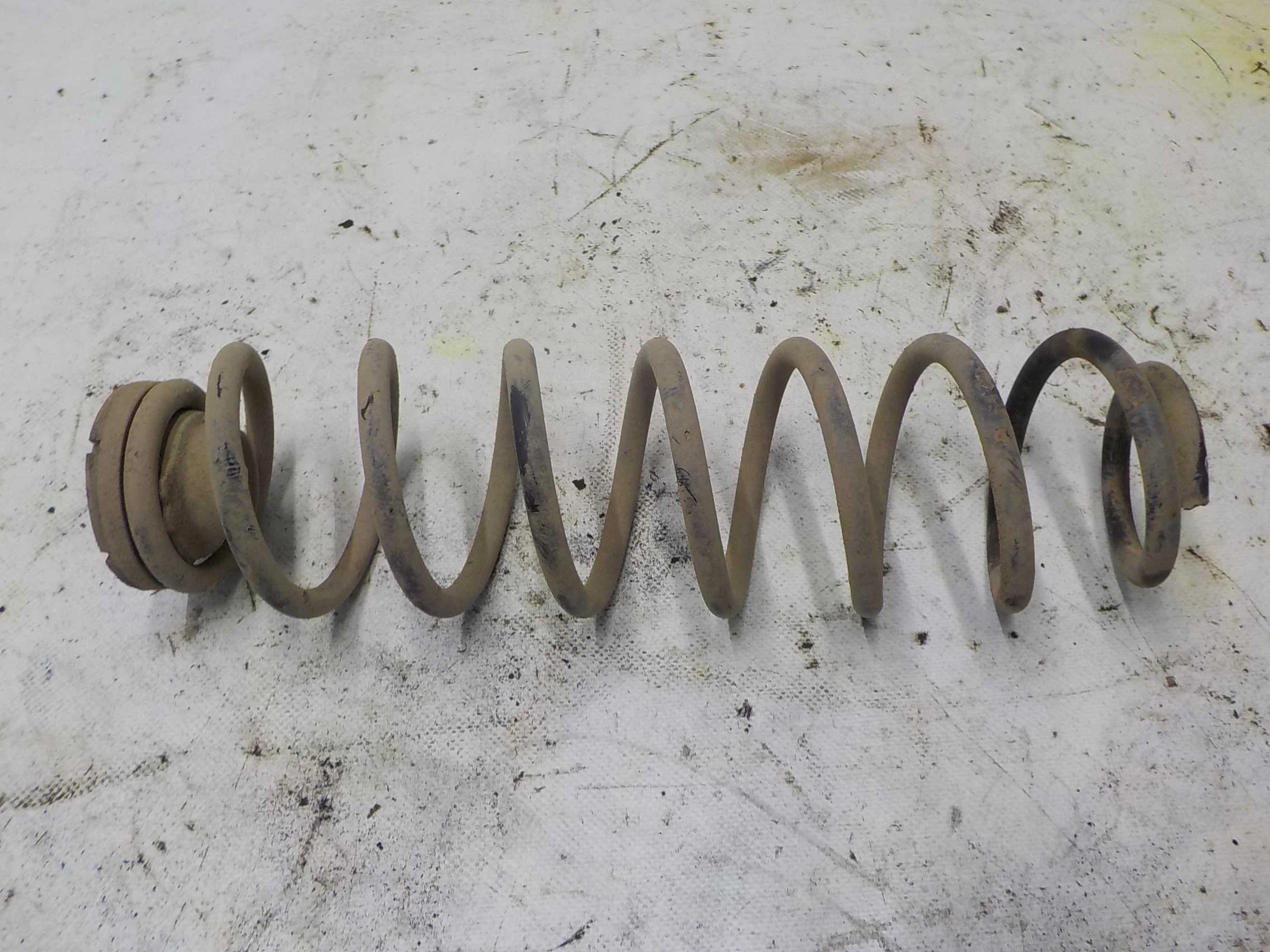 пружина Volkswagen Polo V (2009—2015) Зад