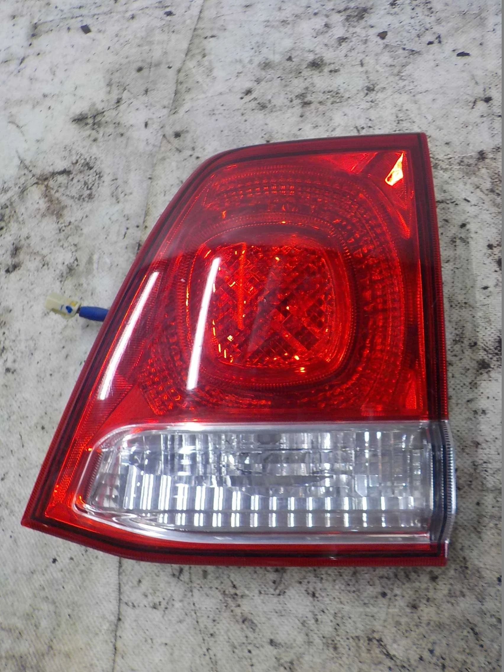 Фонарь Toyota Land Cruiser 200 (2007—2012)  Право