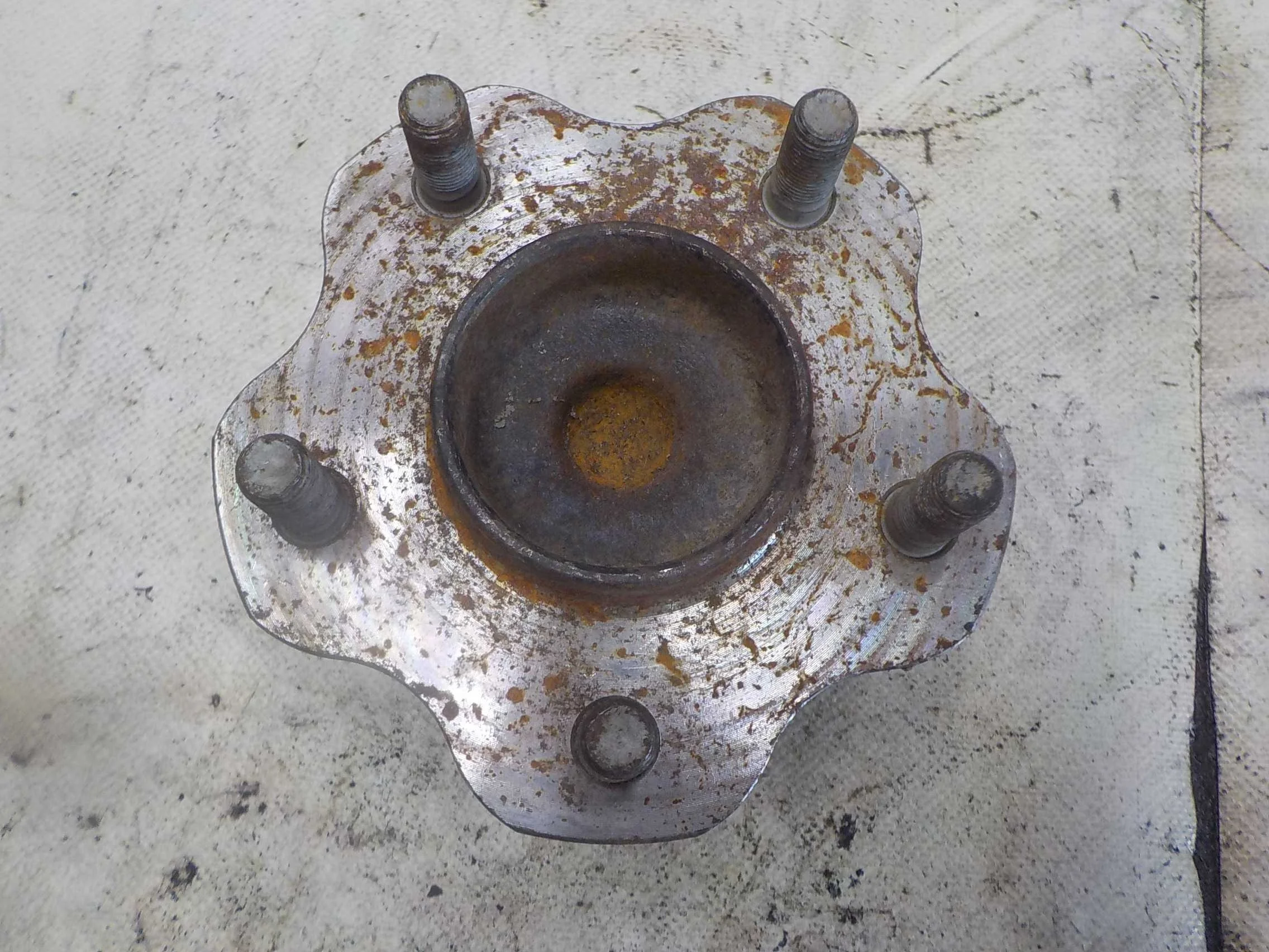 Ступица Nissan X-Trail II рестайлинг (2010—2015) Зад