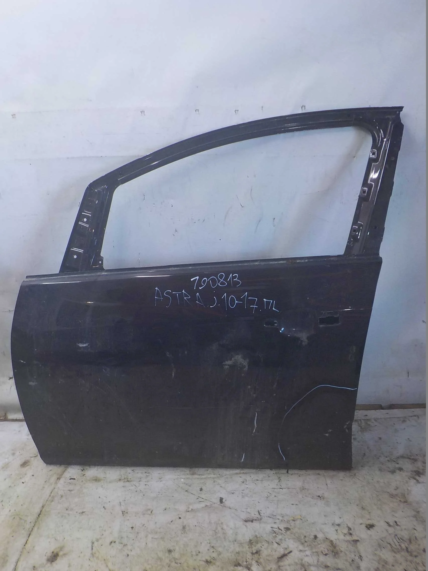 Дверь Opel Astra J (2009—2012) Перед Лево