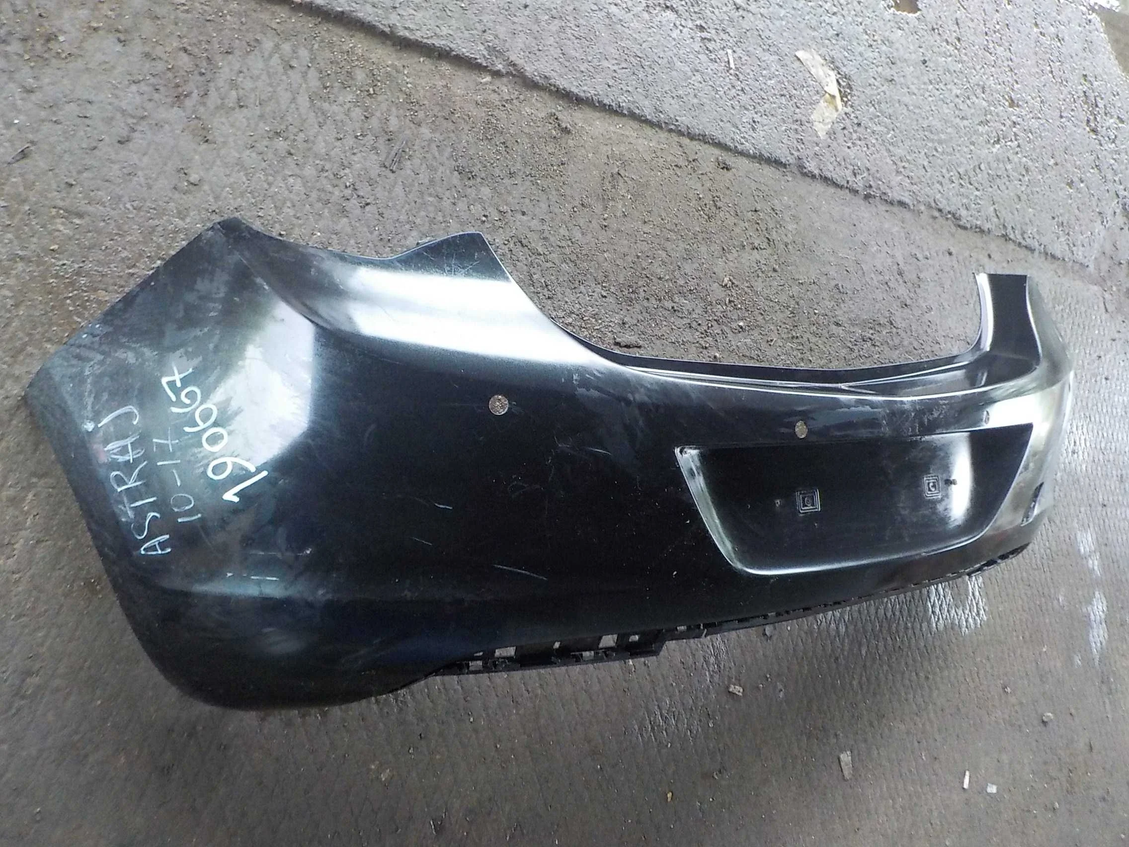 Бампер Opel Astra J (2009—2012) Зад