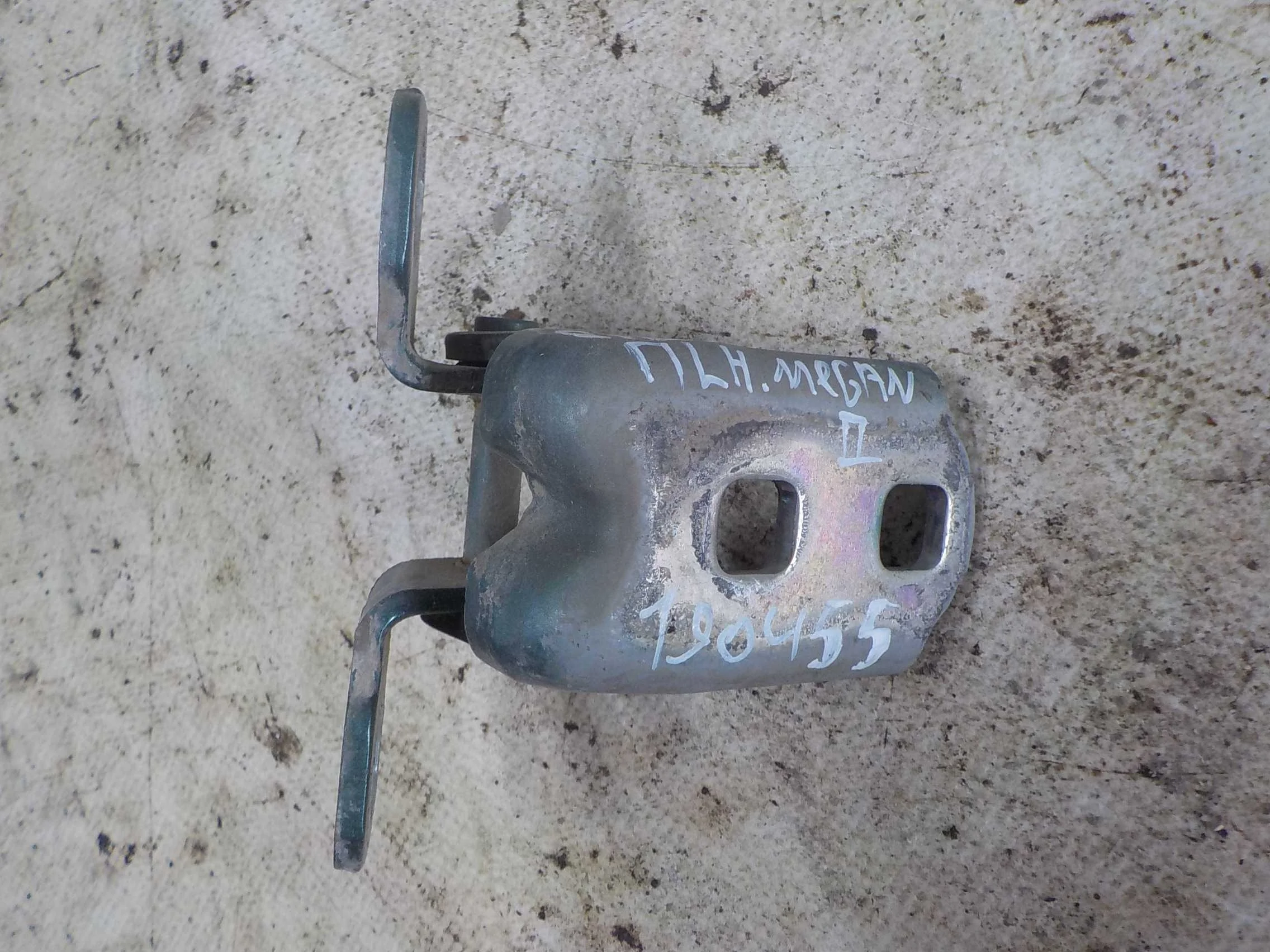 Петля двери Renault Megane II (2002—2006) Перед Лево Верх