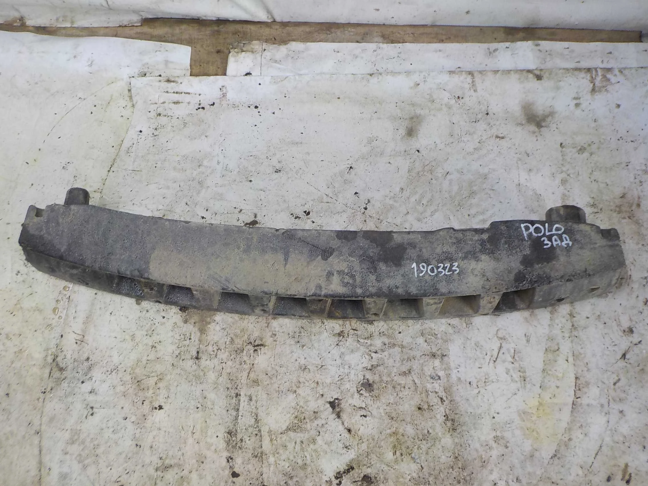 Абсорбер бампера Volkswagen Polo V (2009—2015) Зад