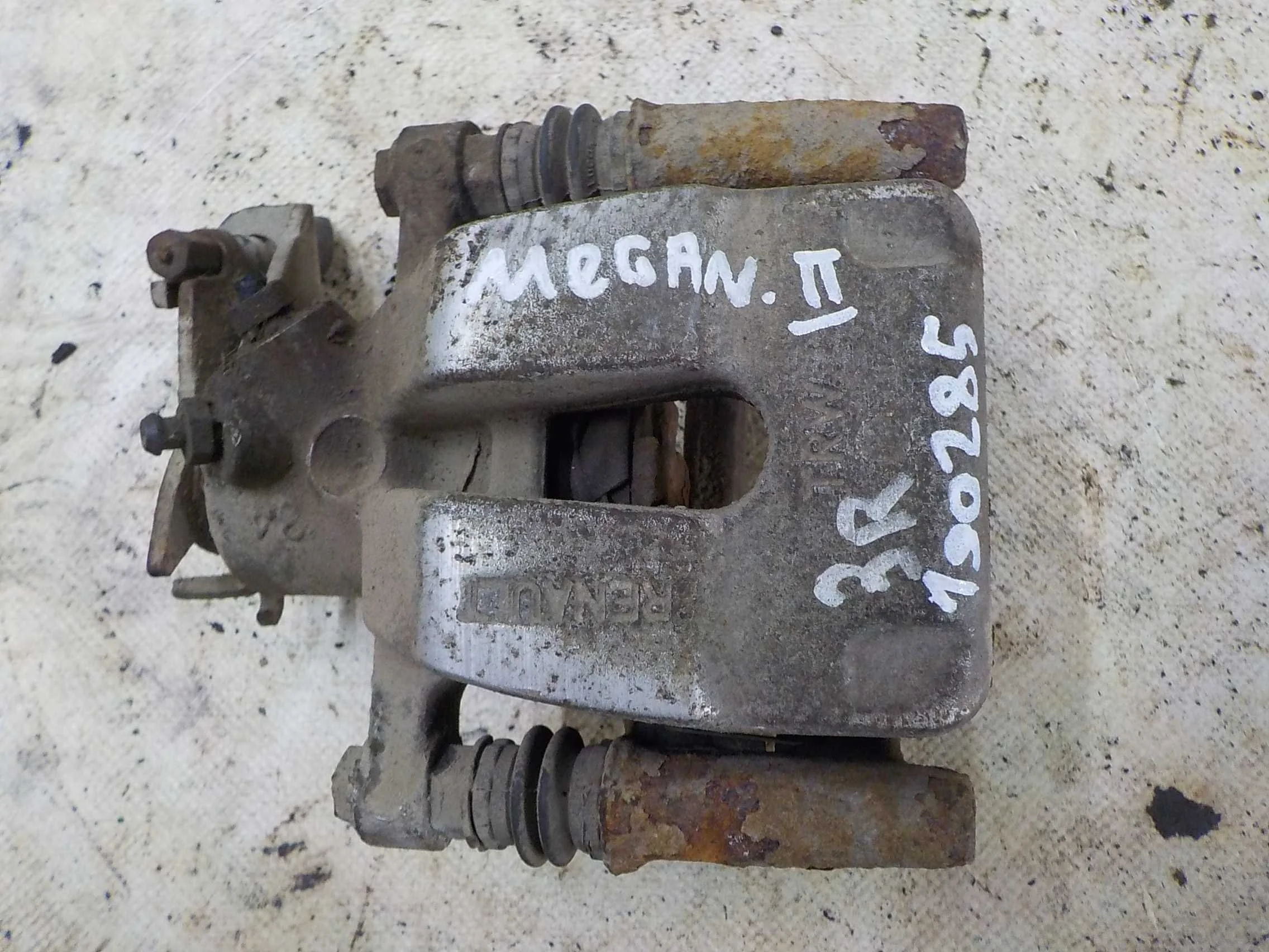 суппорт Renault Scenic II (2003—2006) Зад Право