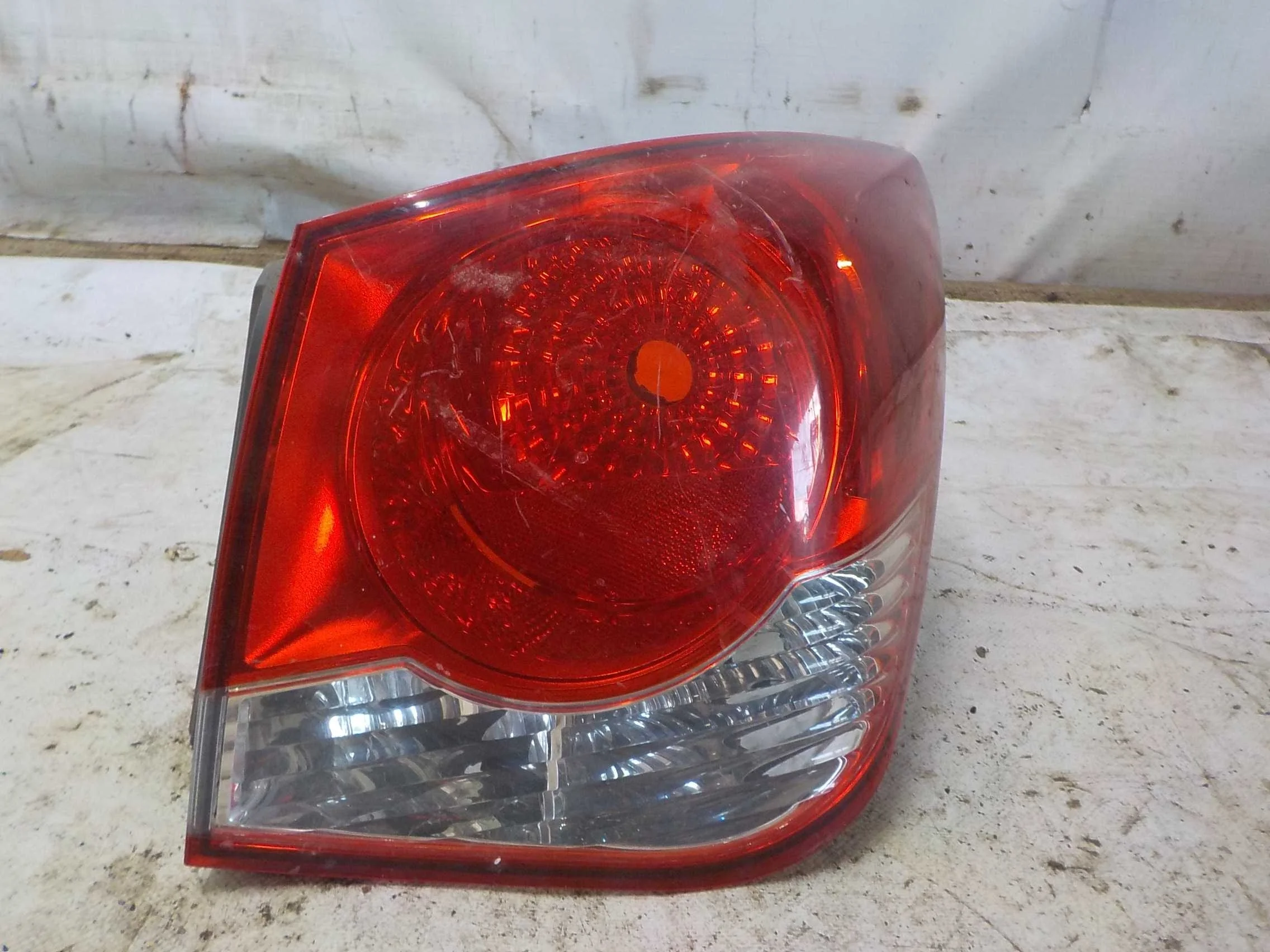 Фонарь Chevrolet Cruze I (2009—2012)  Право