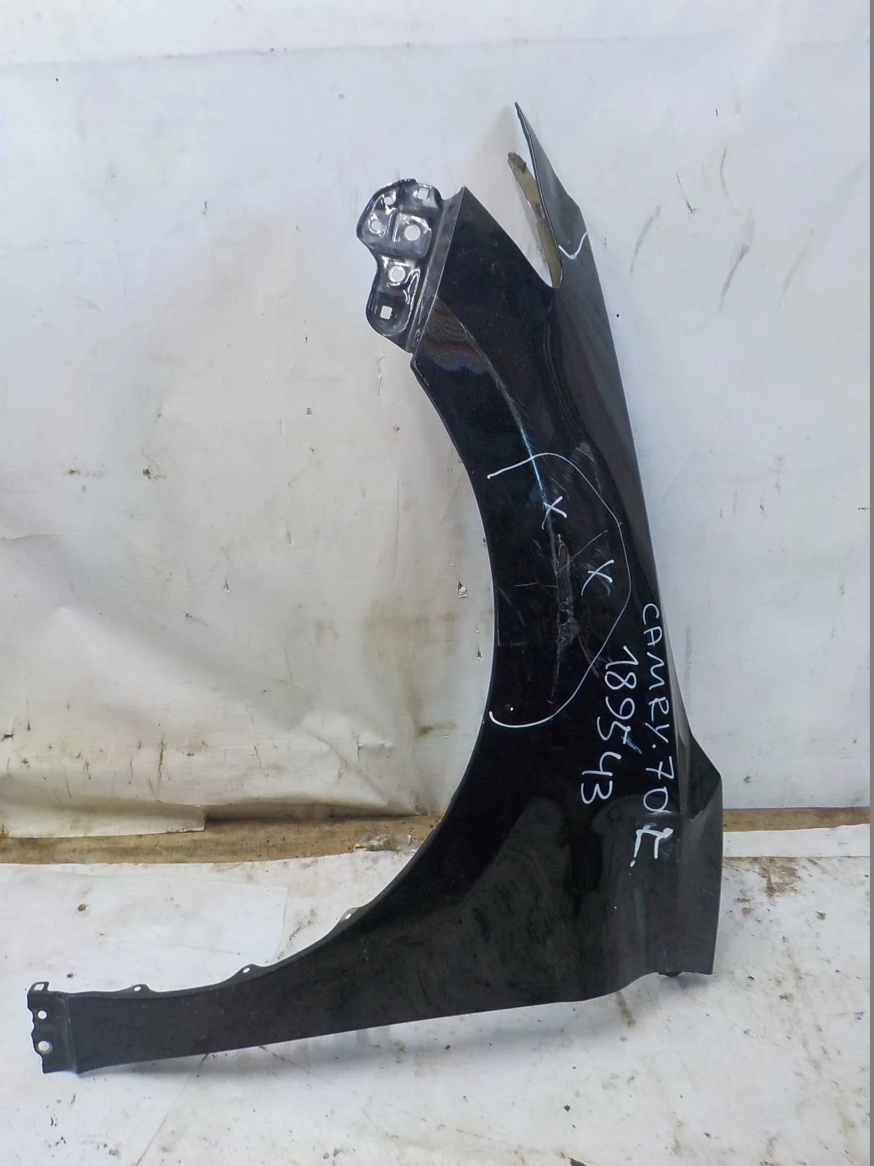 Крыло Toyota Camry XV70 (2017—2021) Перед Лево