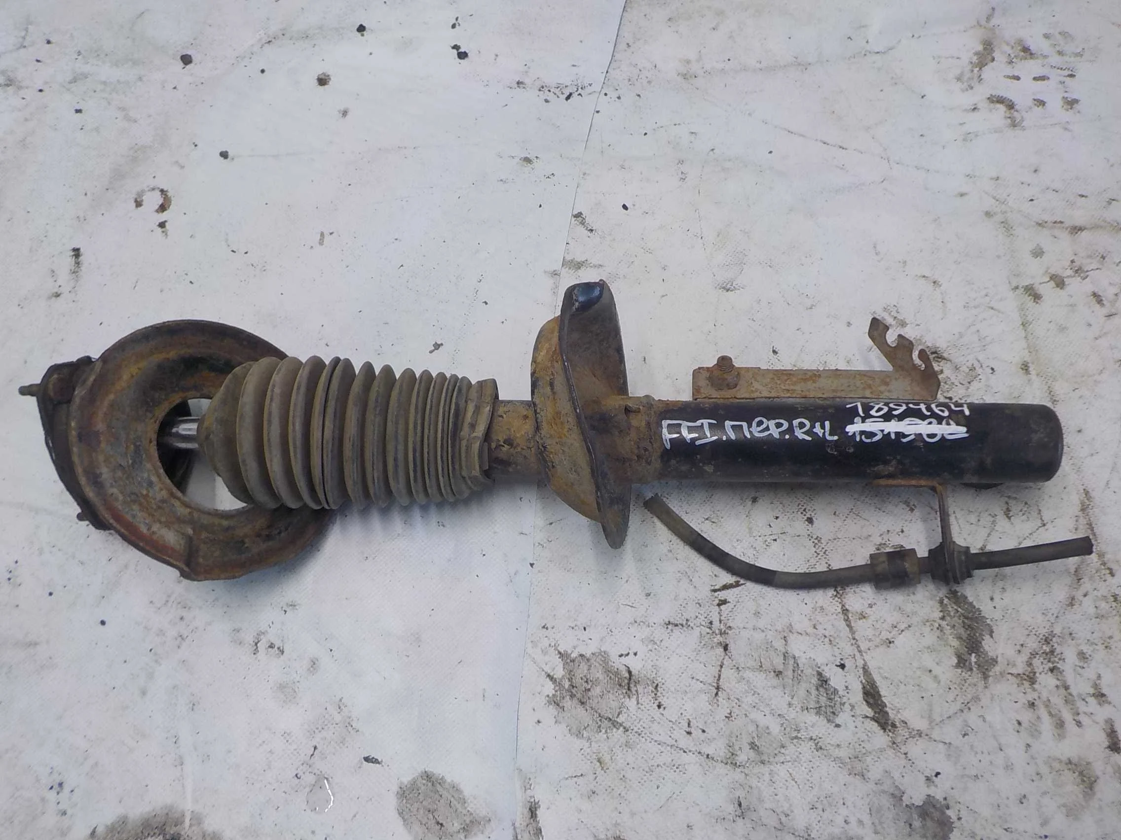 амортизатор Ford Focus I (1998—2004) Перед