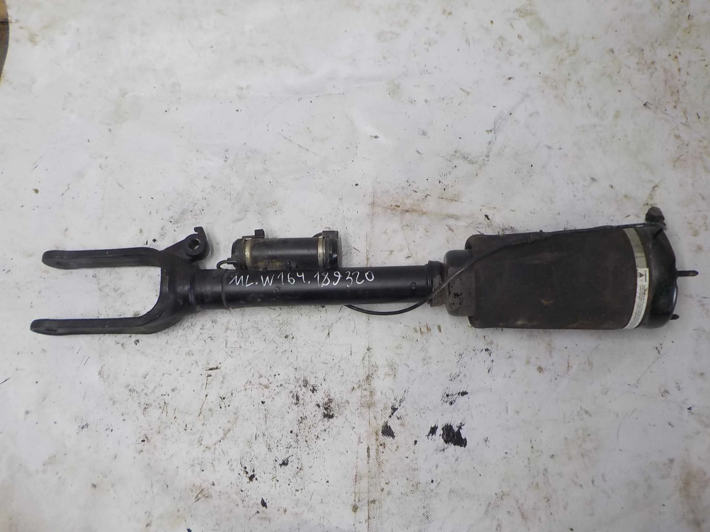 амортизатор Mercedes-Benz M-класс W164 (2005—2008) Перед