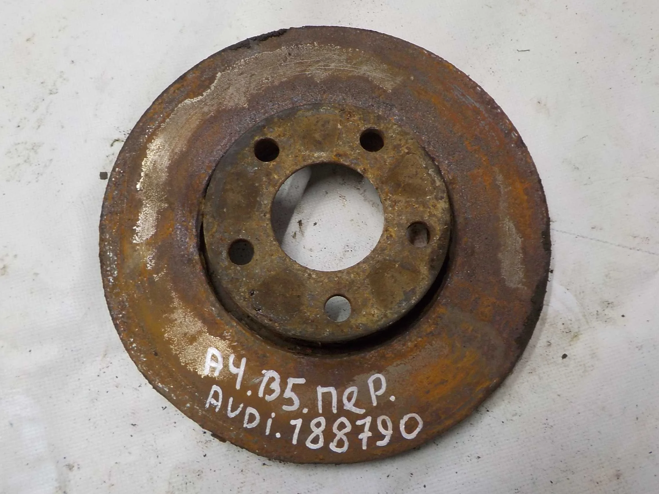 тормозной диск Audi A6 C5 (1997—2001) Перед