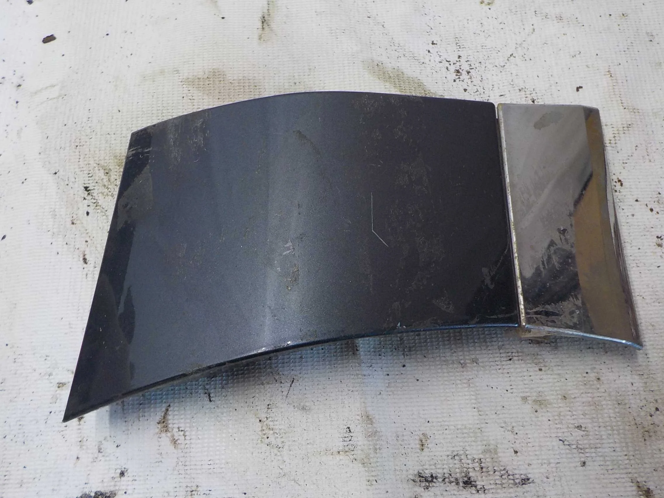 Накладка на крыло Volkswagen Touareg II (2010—2014) Перед Лево