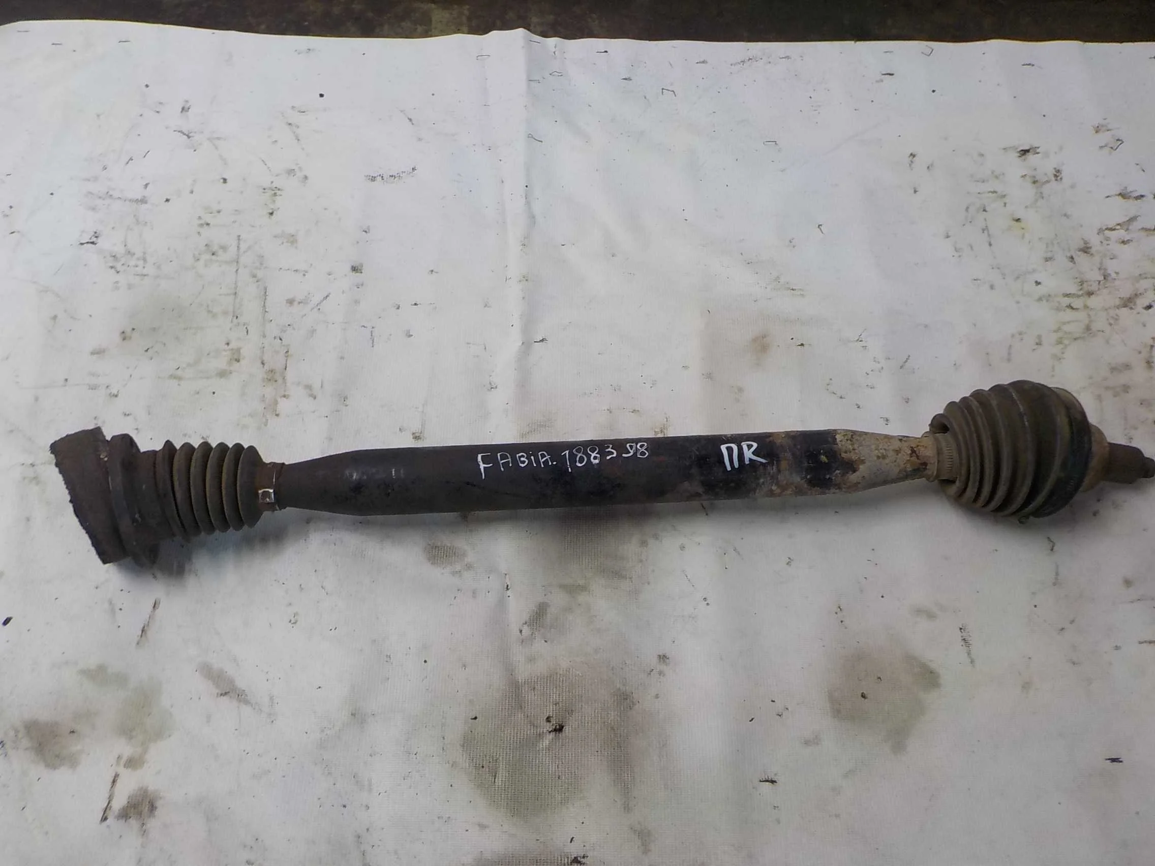 Привод Volkswagen Polo IV рестайлинг (2005—2009)  Право