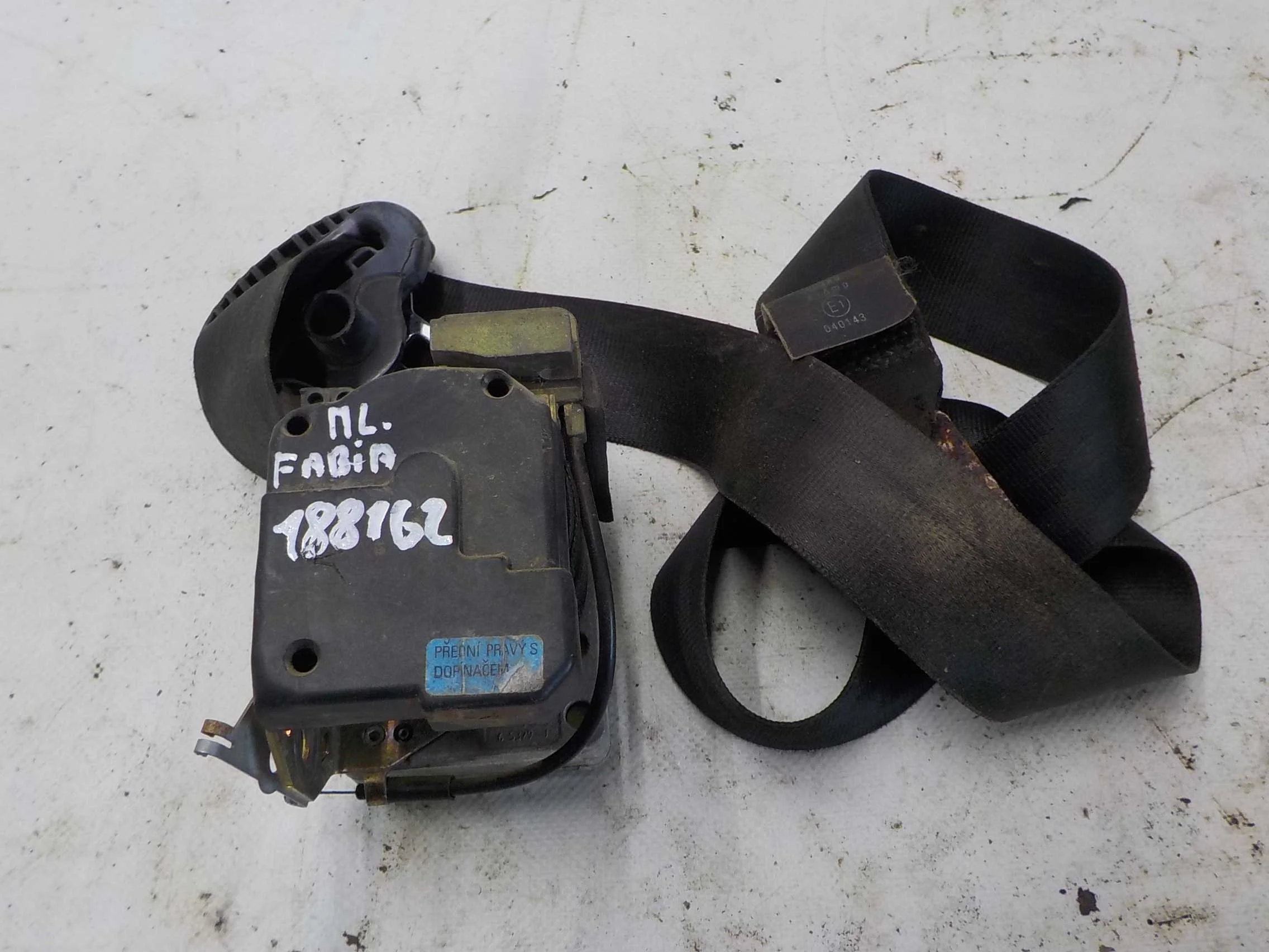 Ремень безопасности Skoda Fabia I (1999—2004) Перед Лево