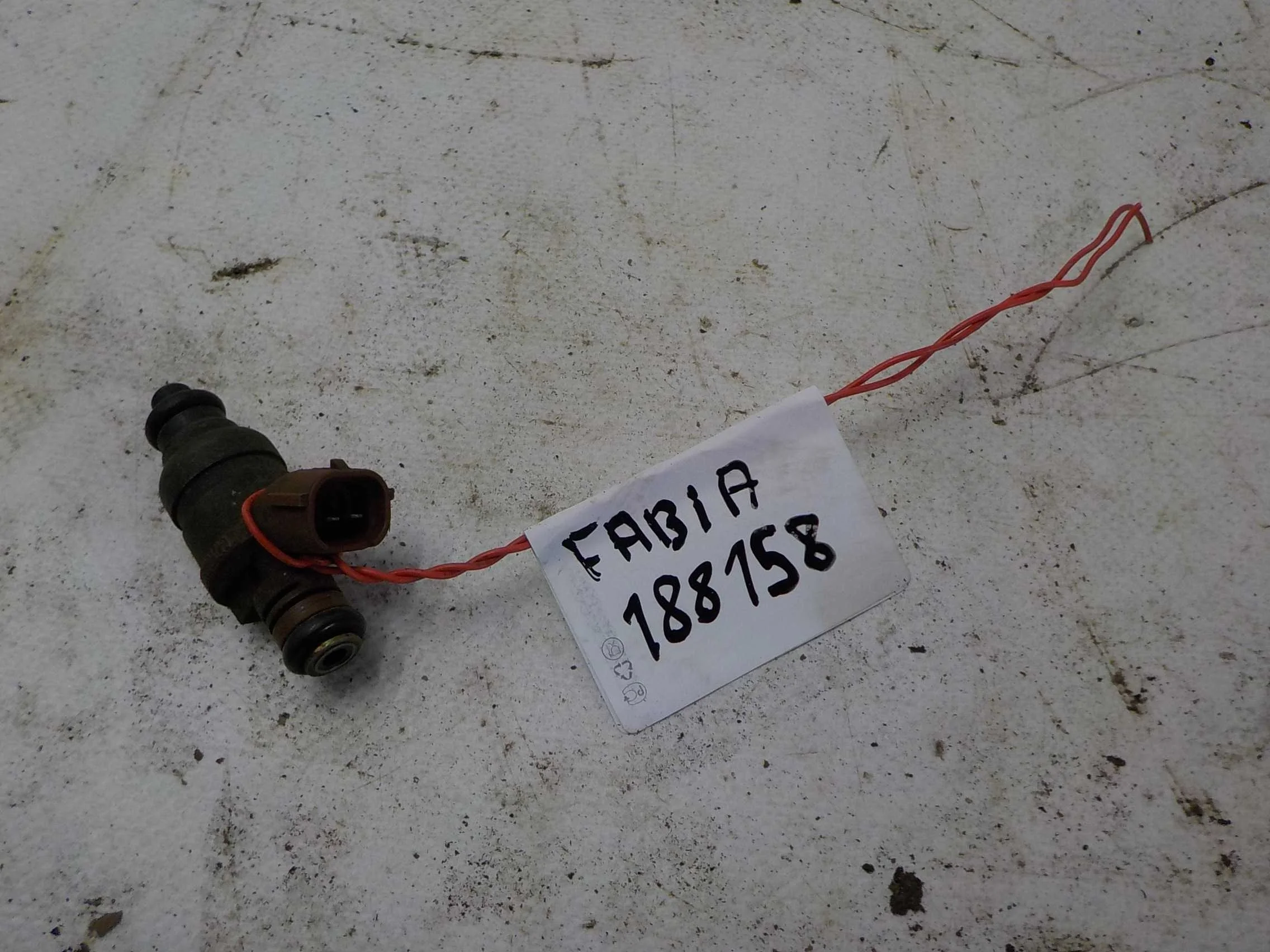 Форсунка топливная Skoda Fabia I (1999—2004)