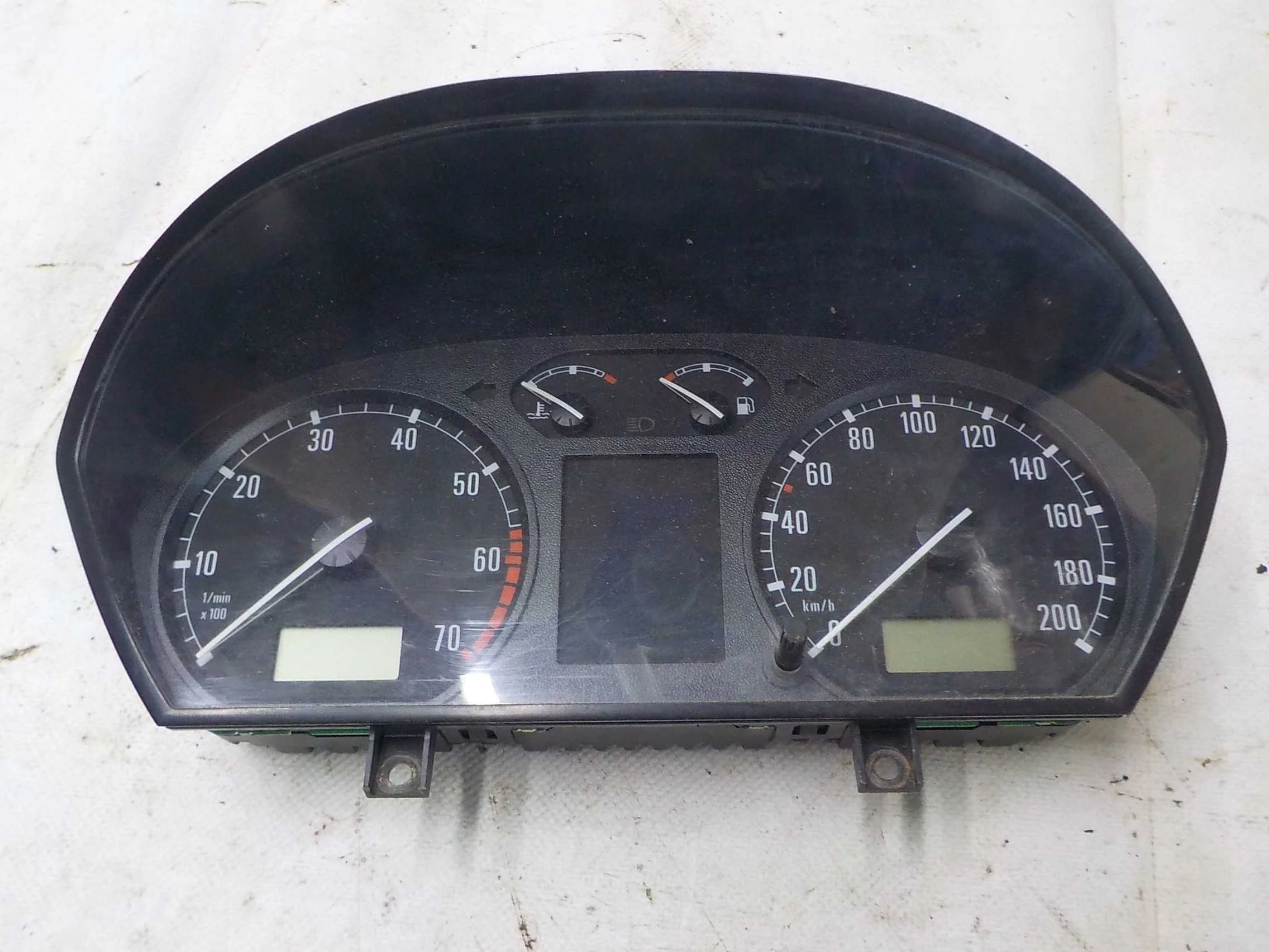 Панель приборов Skoda Fabia I (1999—2004)