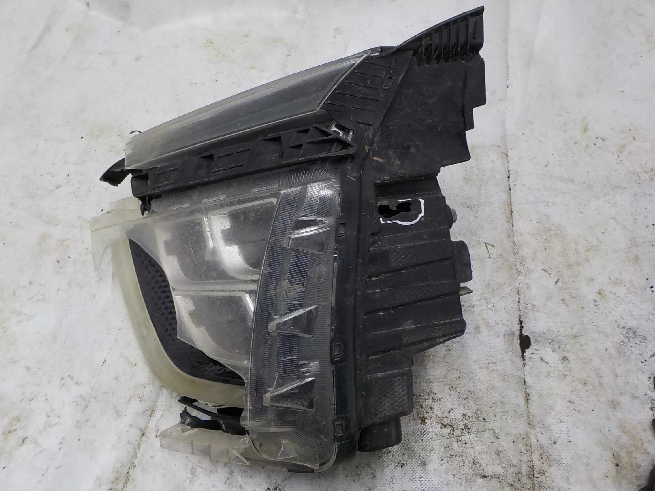 Фара Hyundai Creta I рестайлинг (2020—2021)  Лево