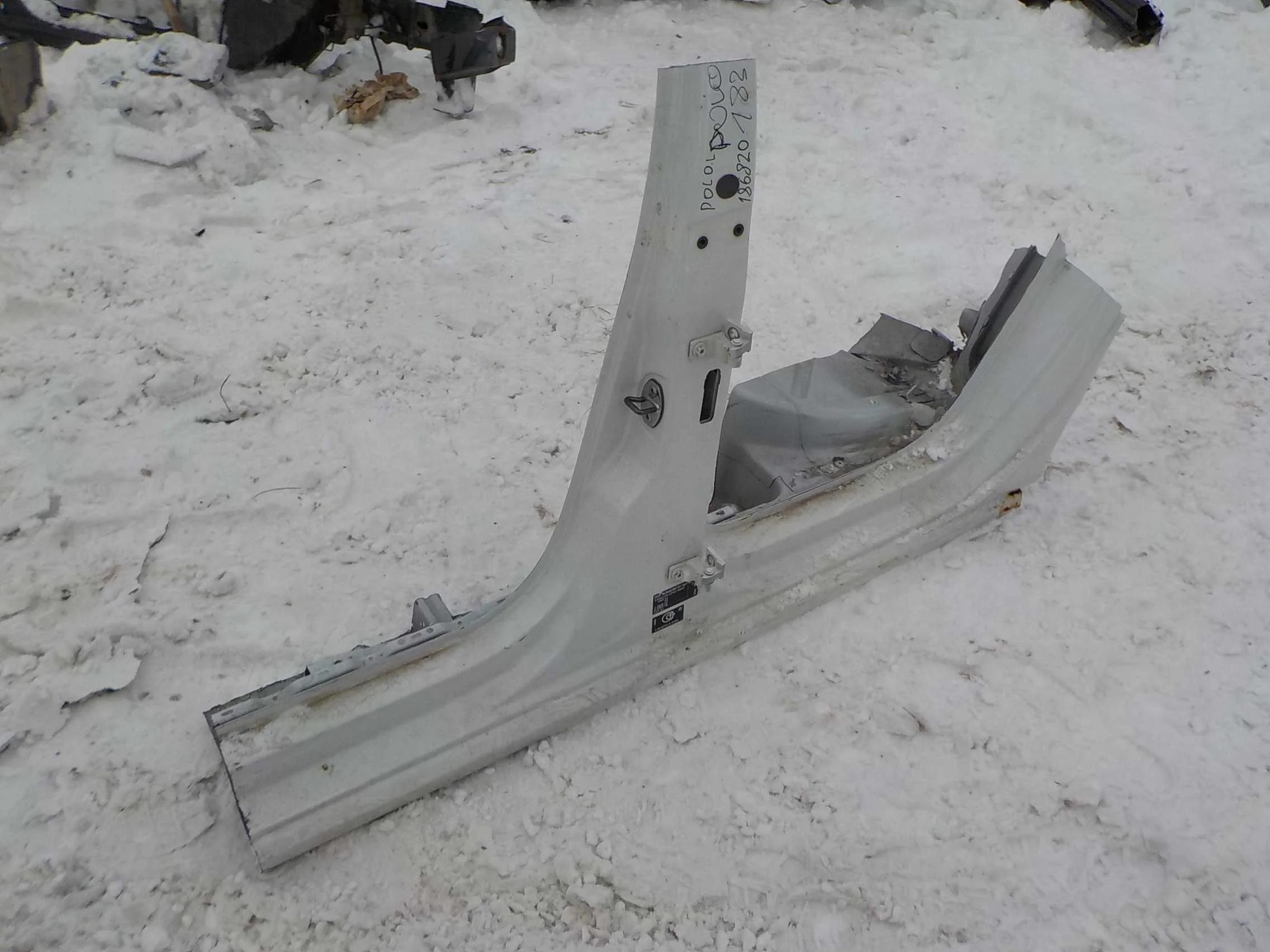 боковина кузова Volkswagen Polo V (2009—2015)  Лево