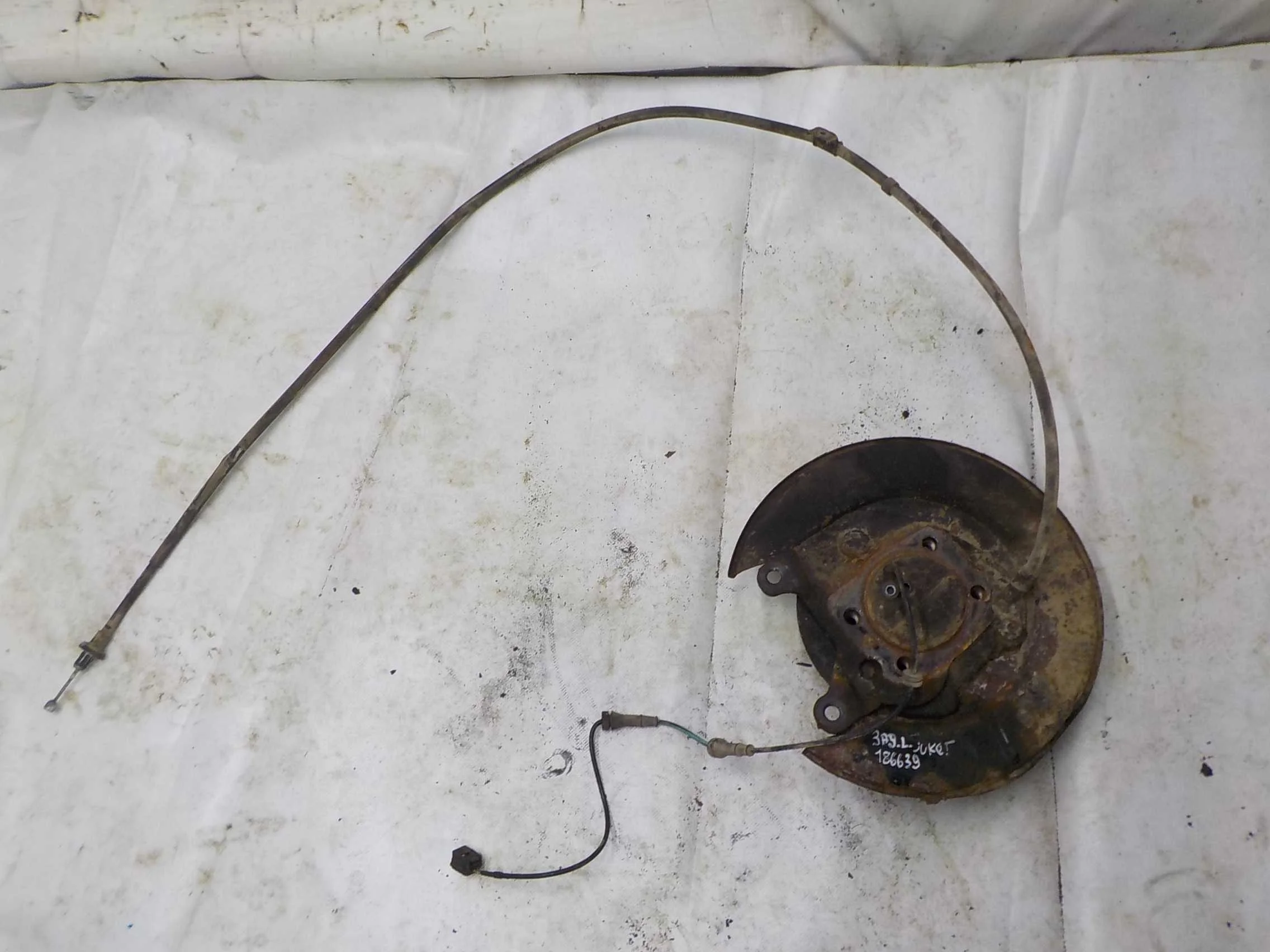 Ступица Nissan Juke I (2010—2014) Зад Лево