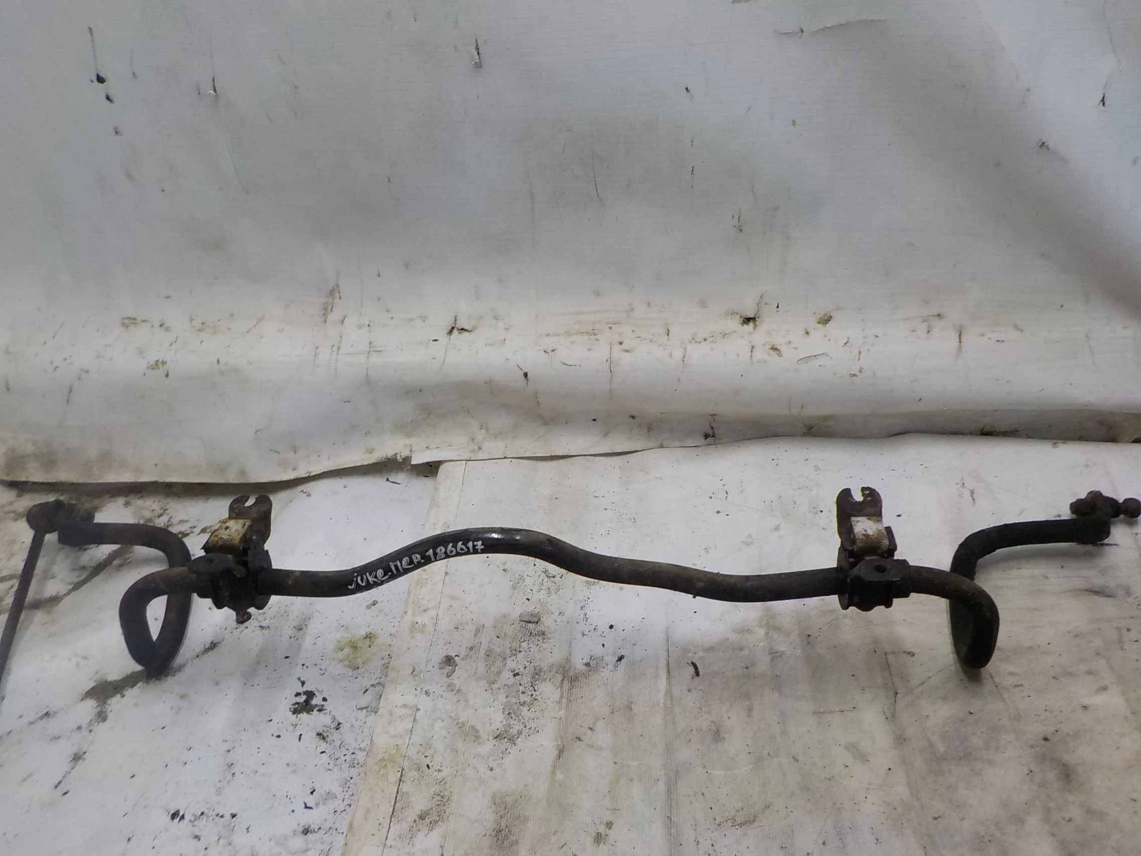 Стабилизатор Nissan Juke I (2010—2014) Перед