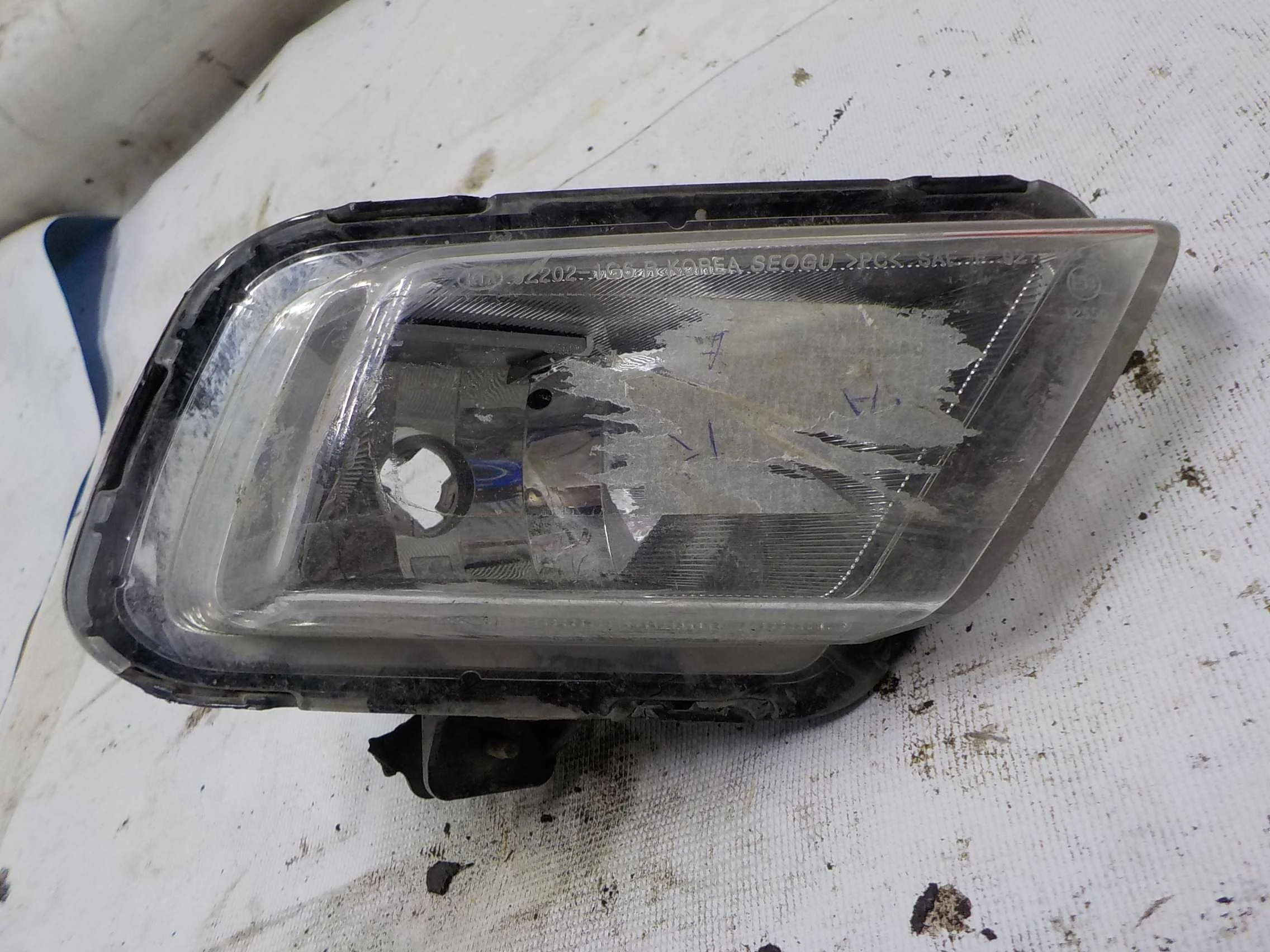 туманка Kia Rio II (2005—2009) Перед Право