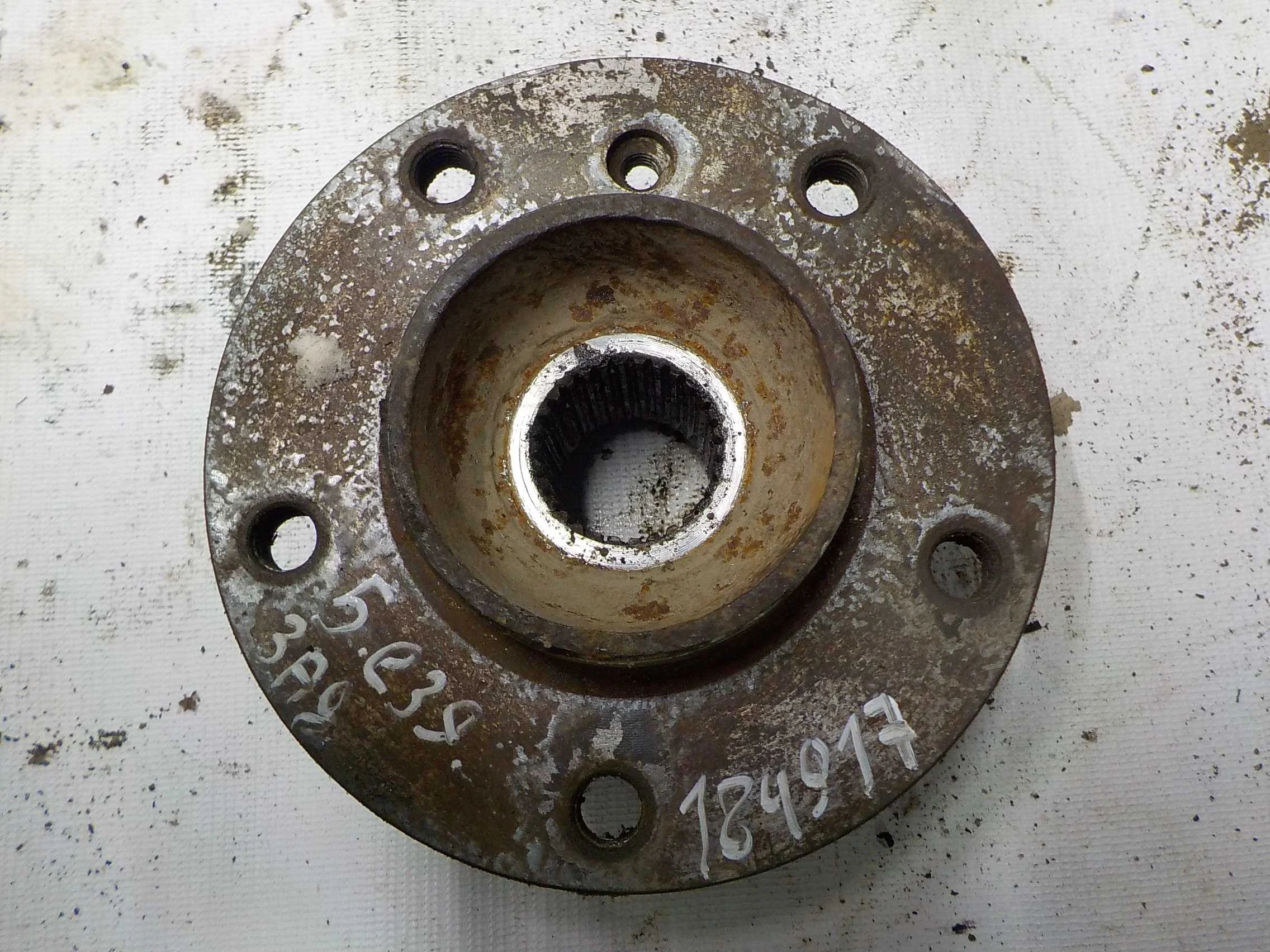 Ступица BMW 5 серия E39 рестайлинг (2000—2004) Зад