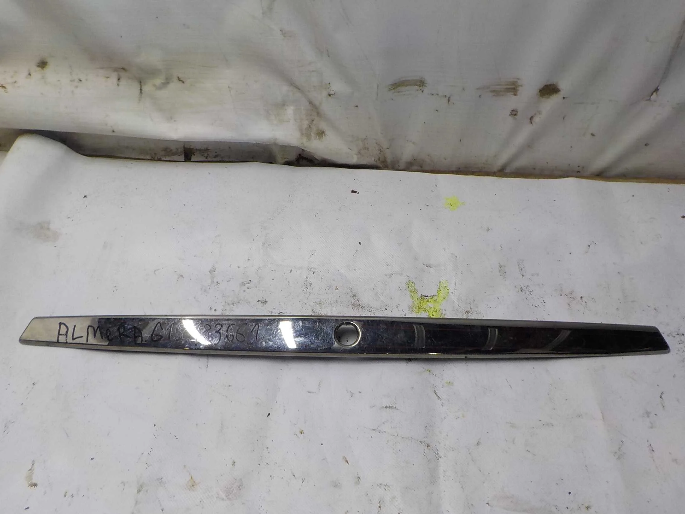 Накладка крышки багажника Nissan Almera G15 (2012—2018)