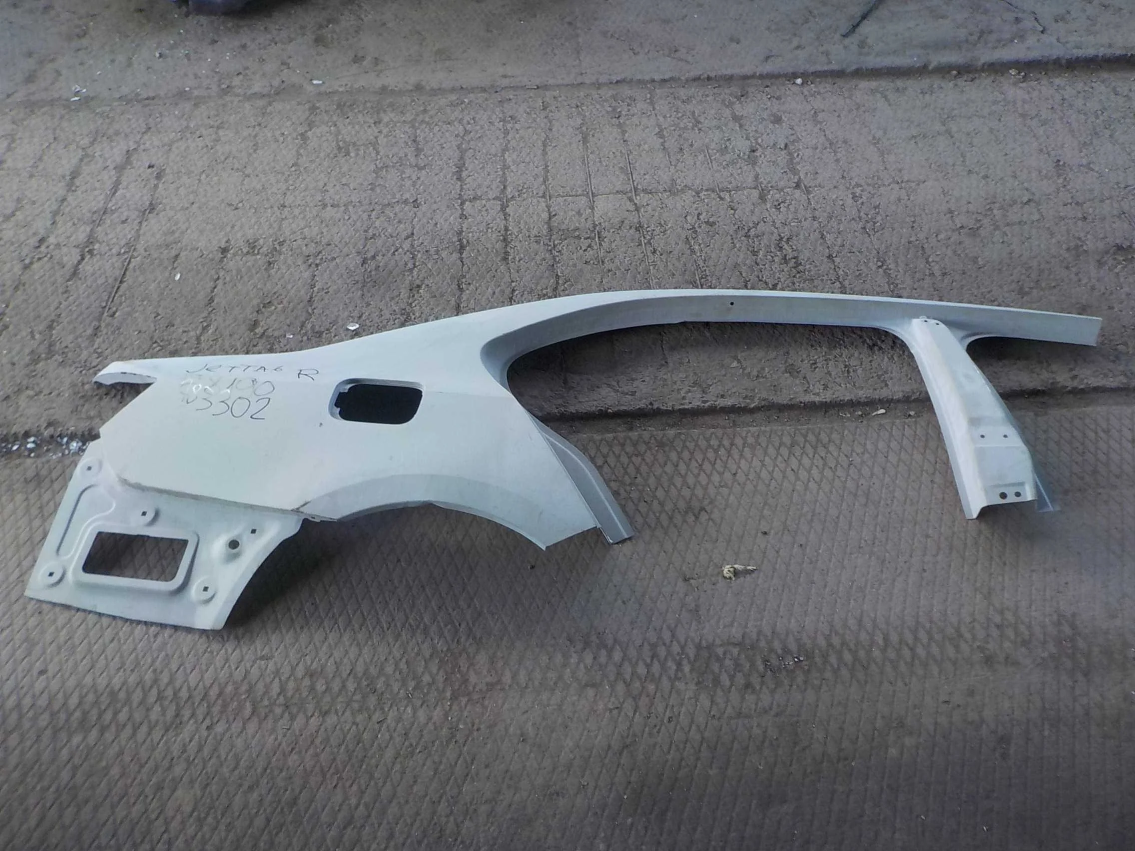 боковина кузова Volkswagen Jetta VI (2010—2015)  Право