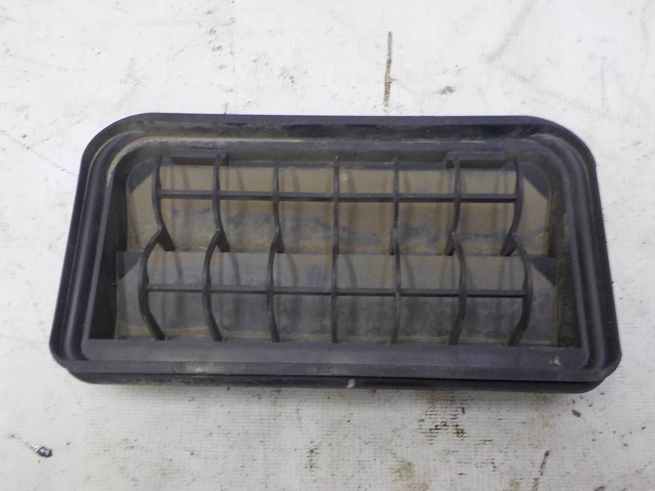 Решетка вентиляционная Volkswagen Jetta VI (2010—2015)