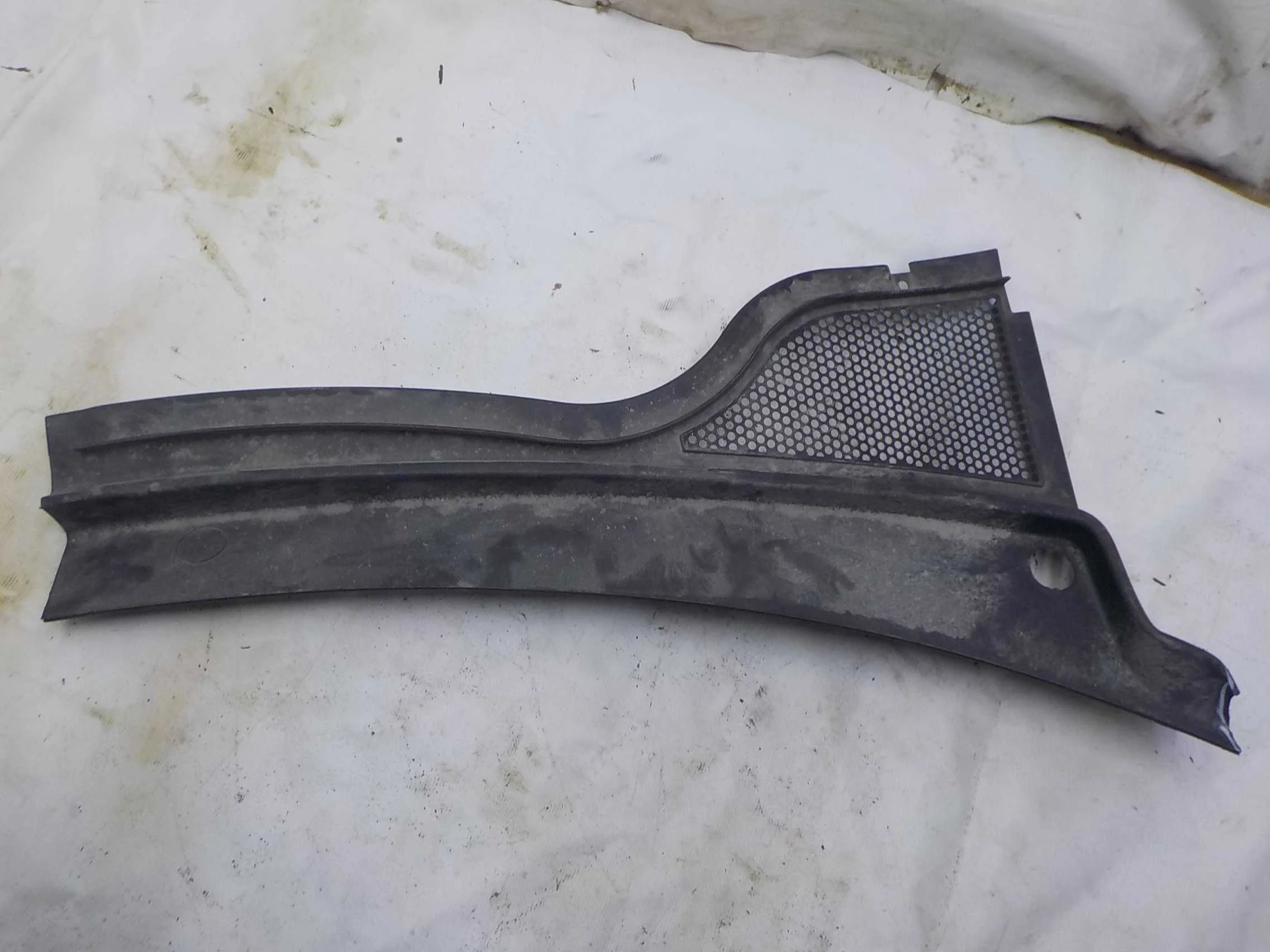 жабо Volkswagen Tiguan I (2007—2011)