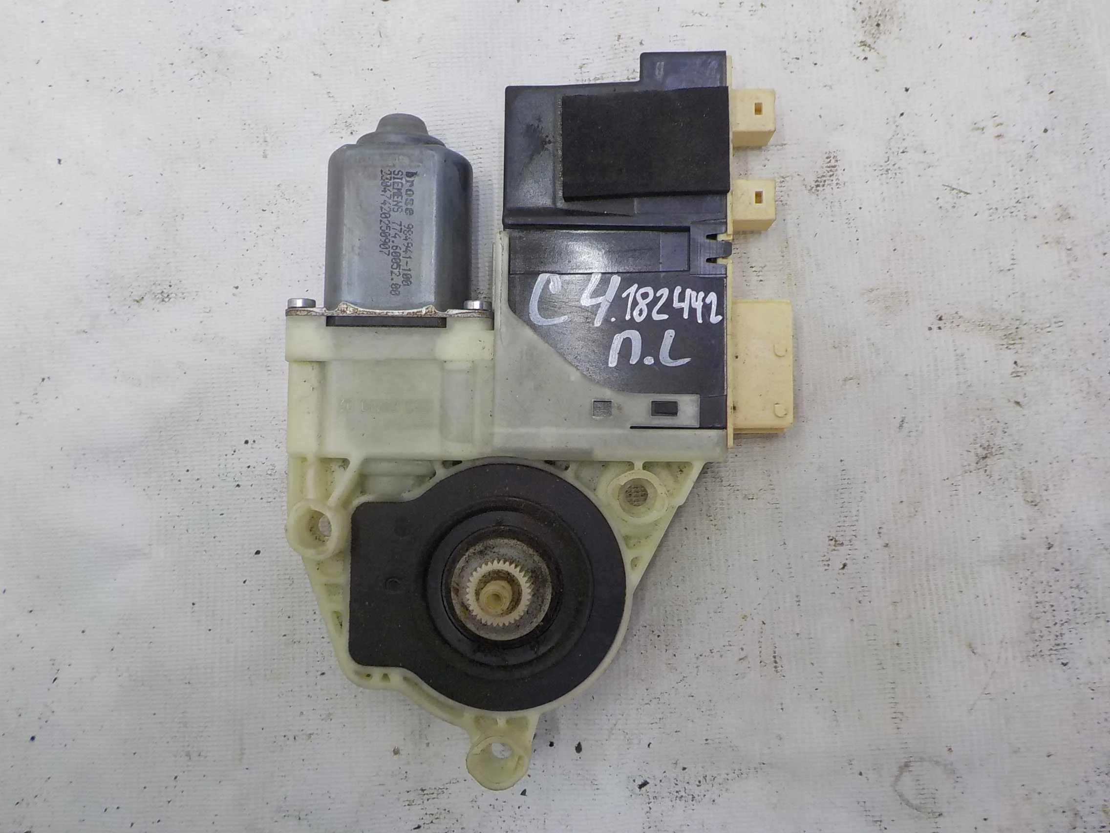 Мотор стеклоподъемника Citroen C4 II (2010—2016) Перед Лево