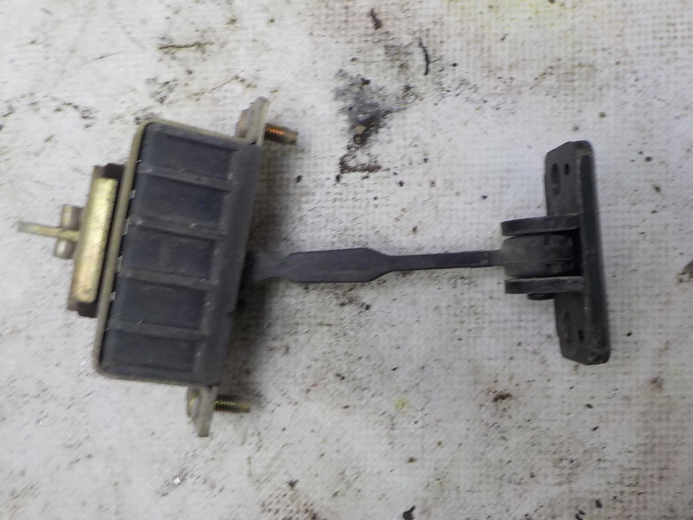 Ограничитель двери Mercedes-Benz S-класс W220 рестайлинг (2002—2005) Зад Право