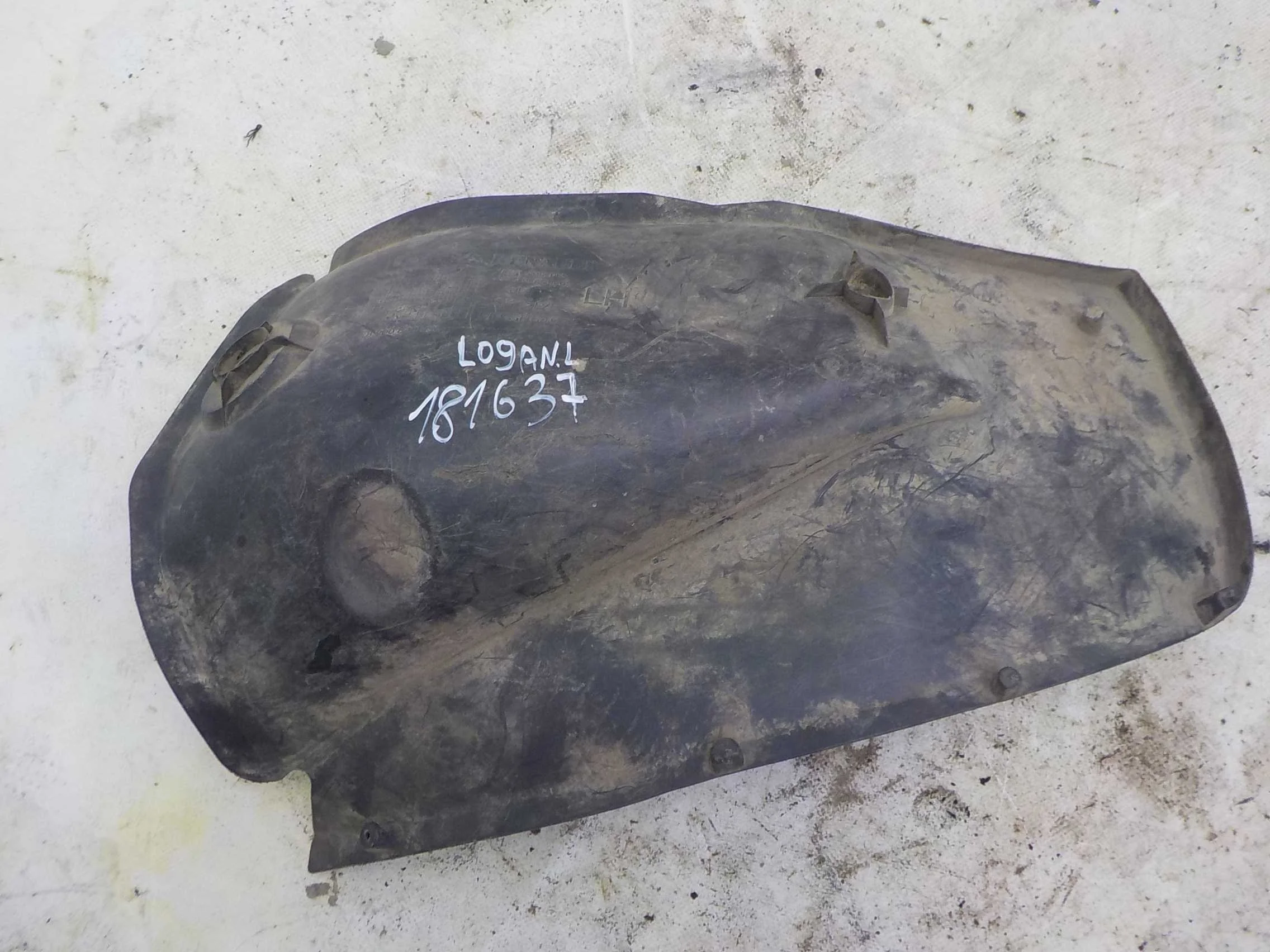 Подкрылок Renault Logan I (2004—2009) Зад Лево