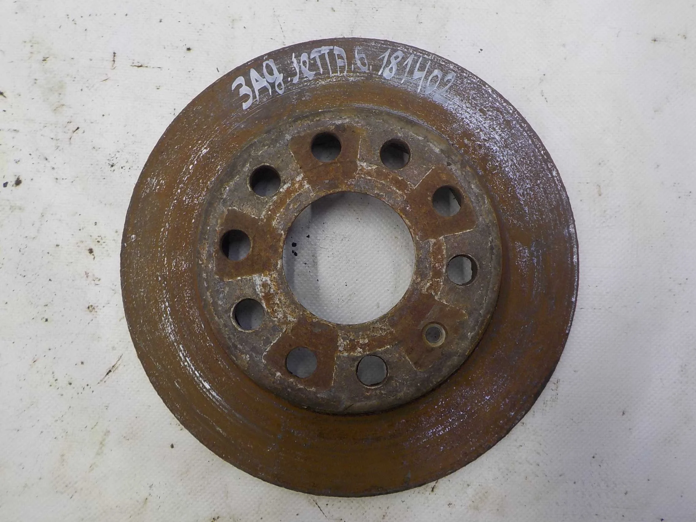 тормозной диск Volkswagen Passat B7 (2010—2015) Зад