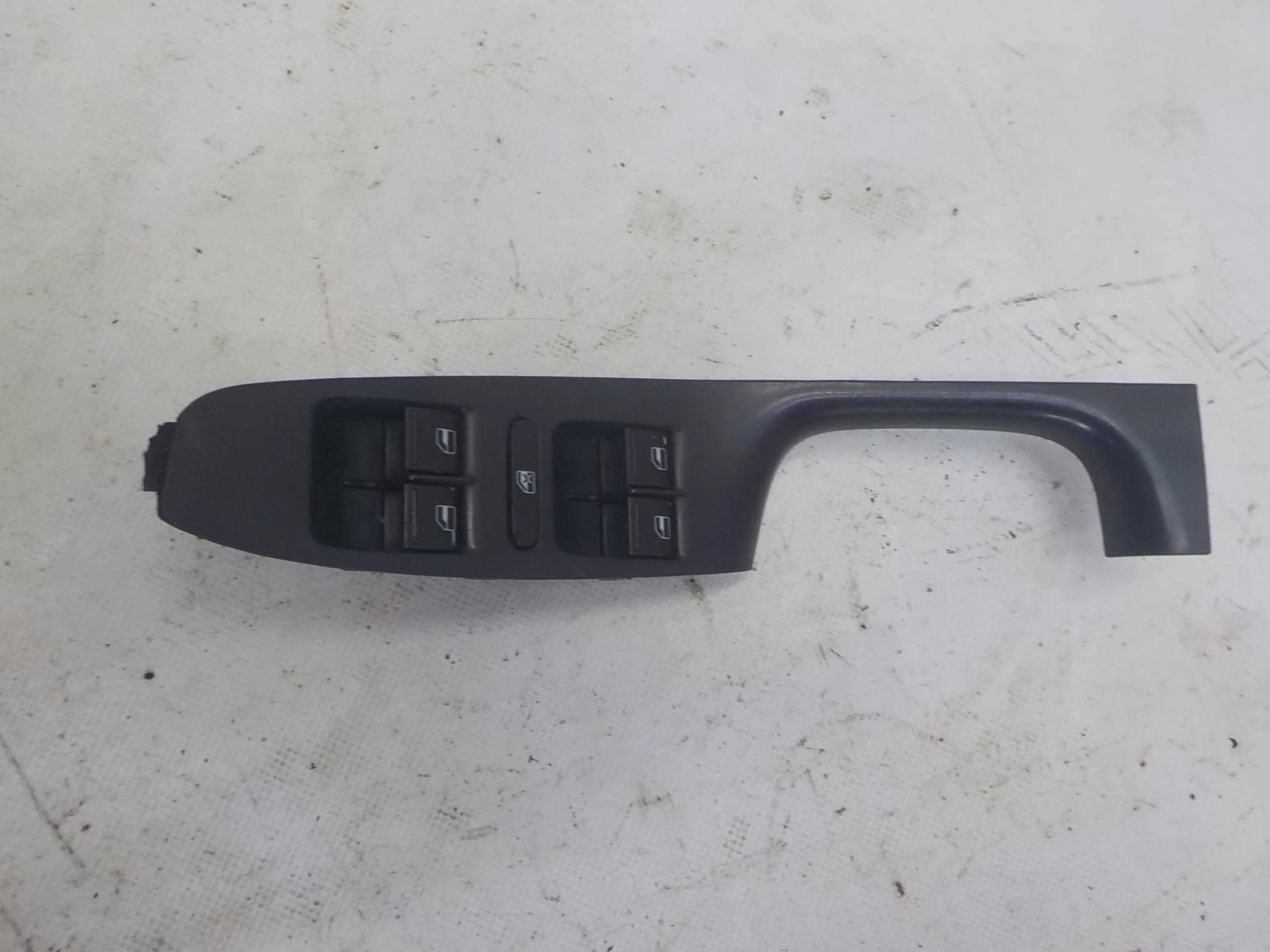 клавиши стеклоподъемников Volkswagen Tiguan I (2007—2011) Перед Лево