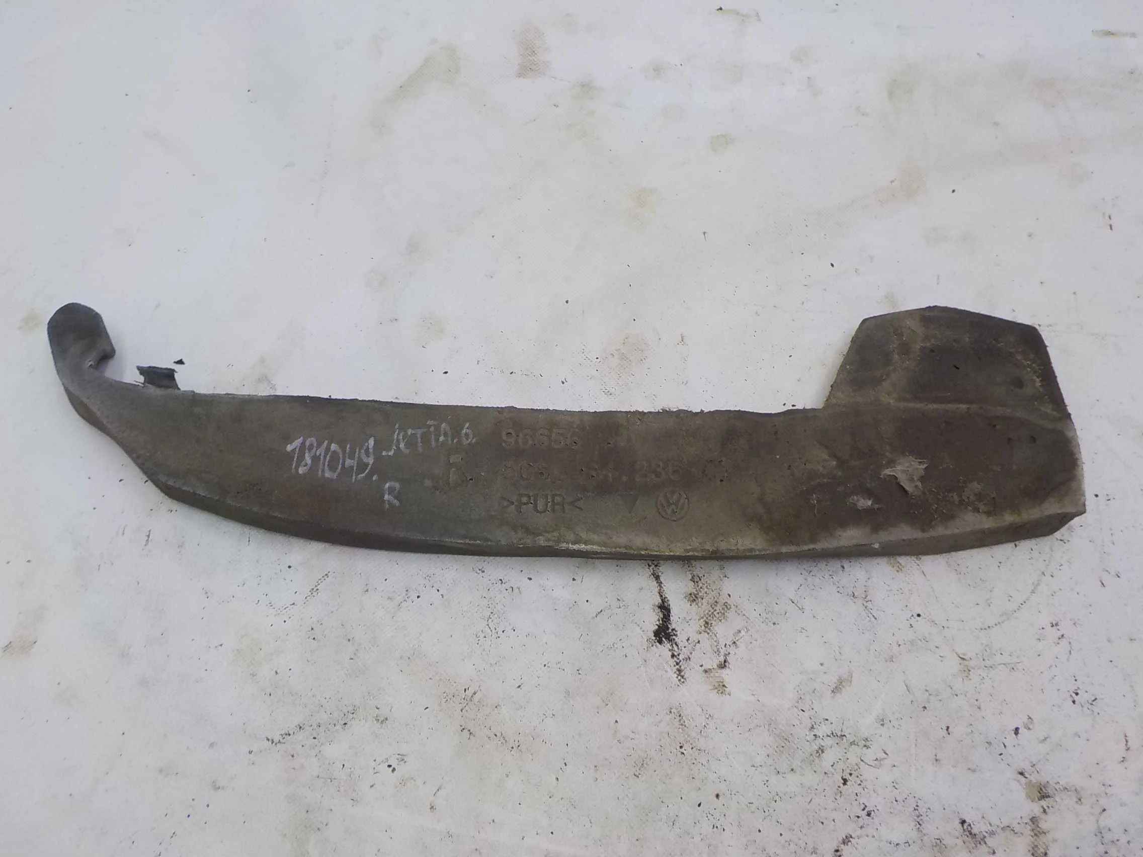 абсорбер крыла Volkswagen Jetta VI (2010—2015) Перед Право