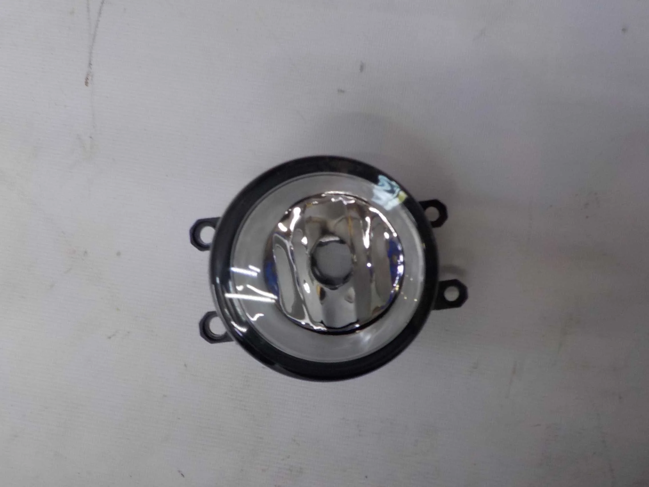 туманка Toyota Avensis T250 рестайлинг (2006—2009) Перед