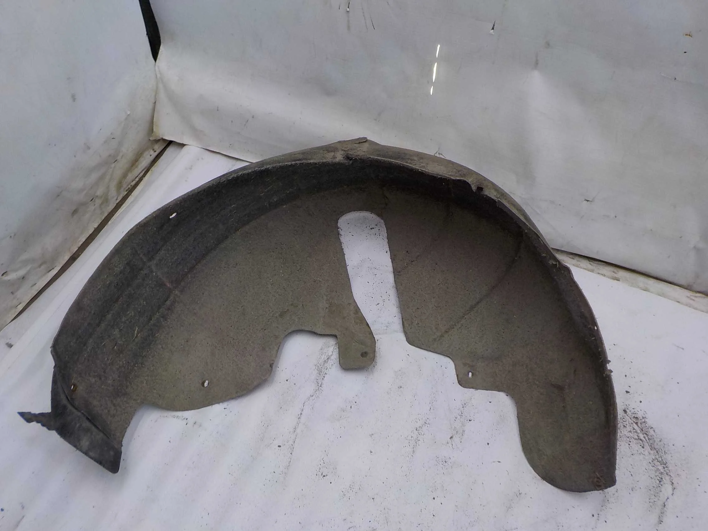 Подкрылок Skoda Octavia II (2004—2009) Зад Лево