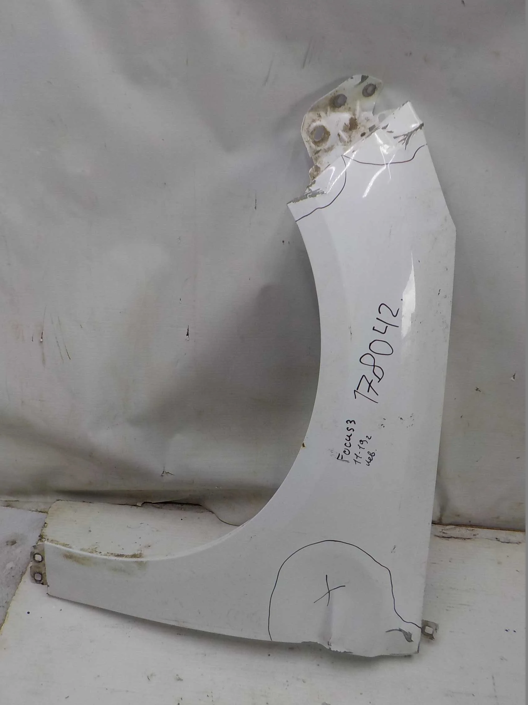 Крыло Ford Focus III (2011—2015) Перед Лево