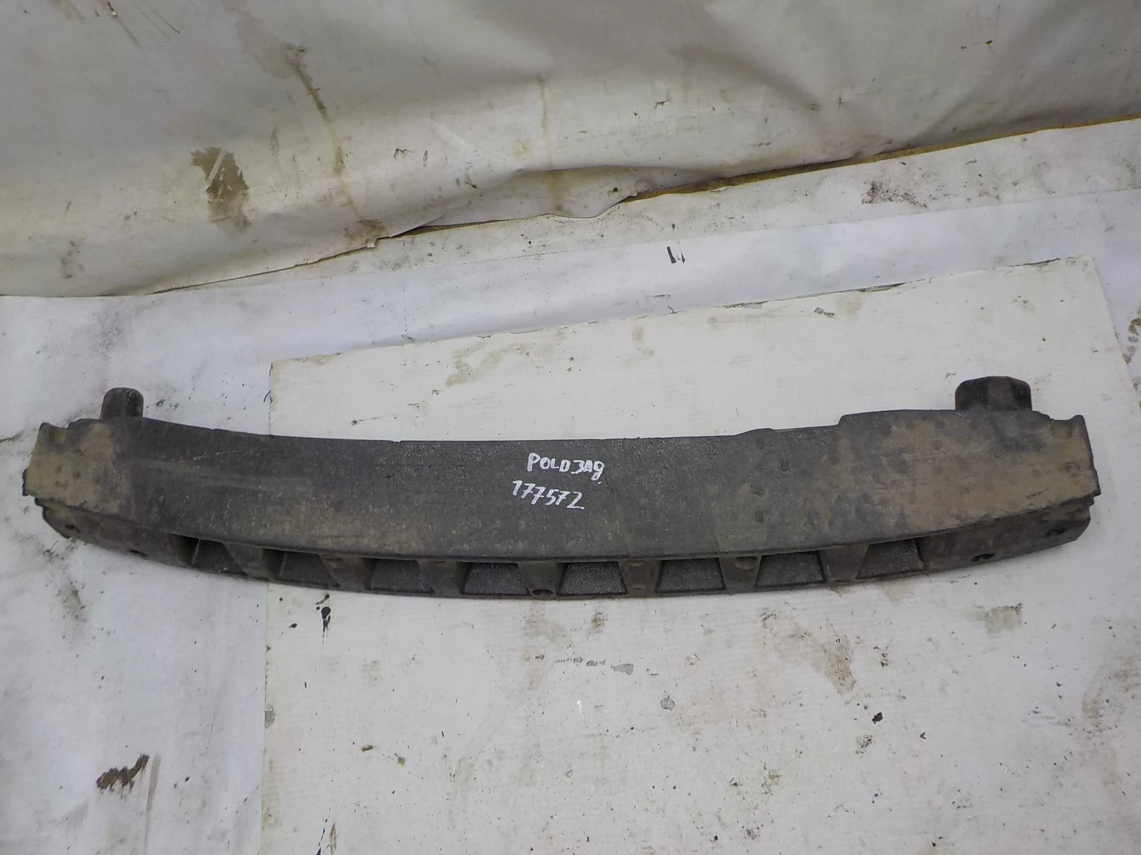 Абсорбер бампера Volkswagen Polo V (2009—2015) Зад