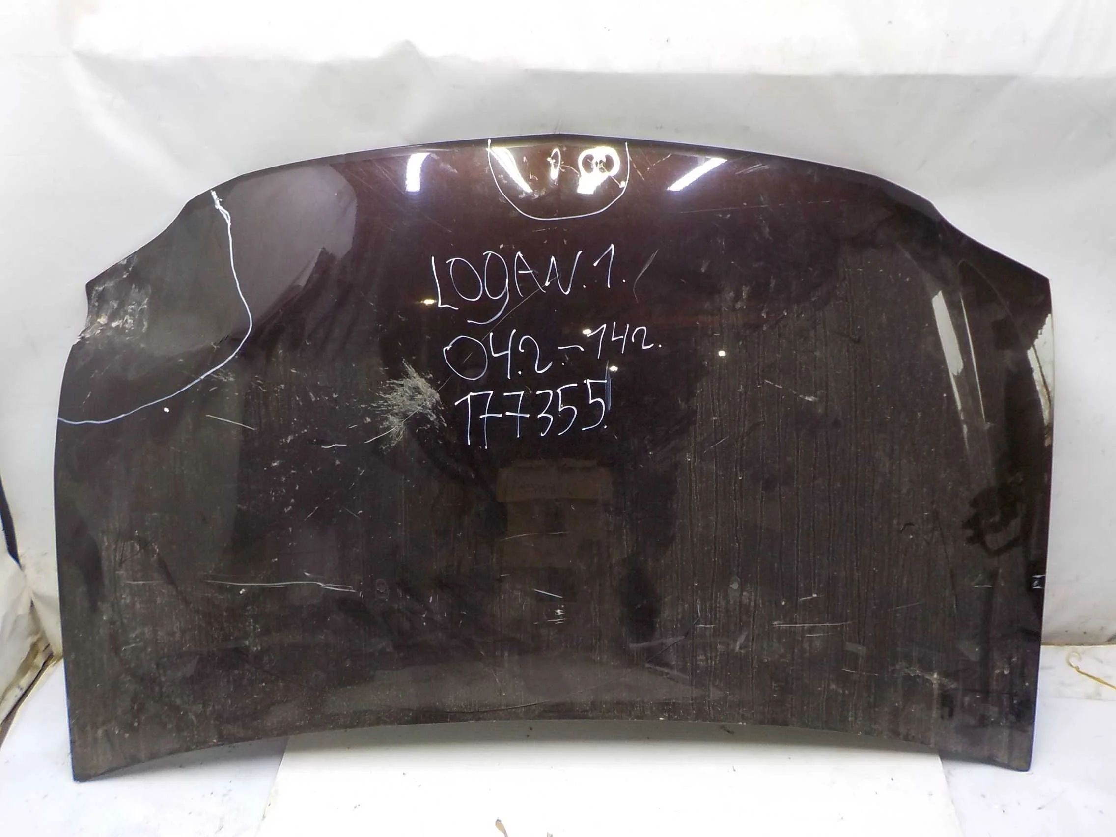 Капот Renault Logan I (2004—2009)