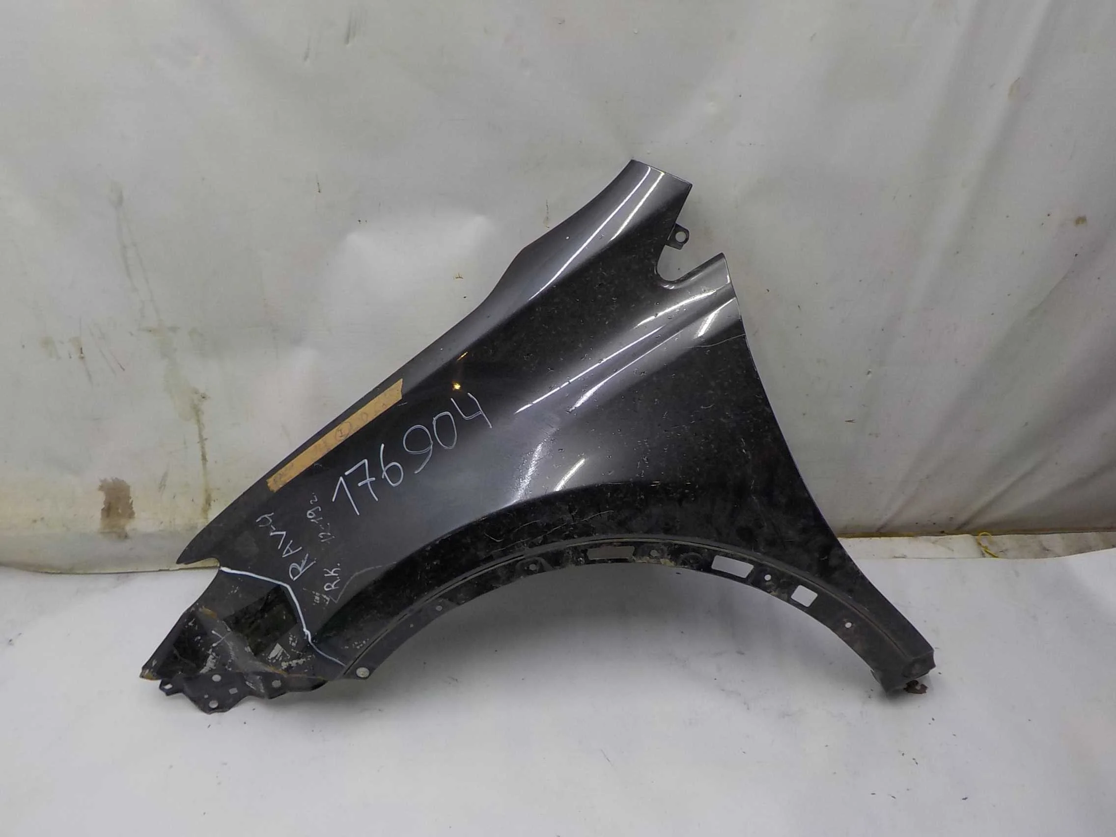 Крыло Toyota RAV4 III рестайлинг (2009—2016) Перед Лево